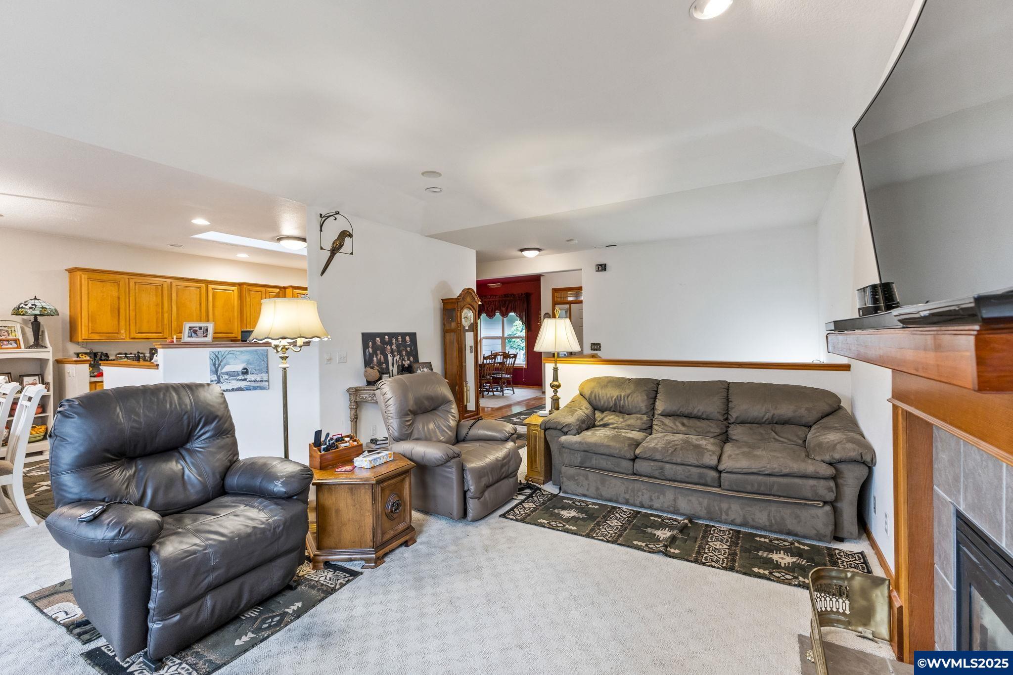 Salem, Oregon, 97302, United States, 5 Bedrooms Bedrooms, ,3 BathroomsBathrooms,Residential,For Sale,1784900