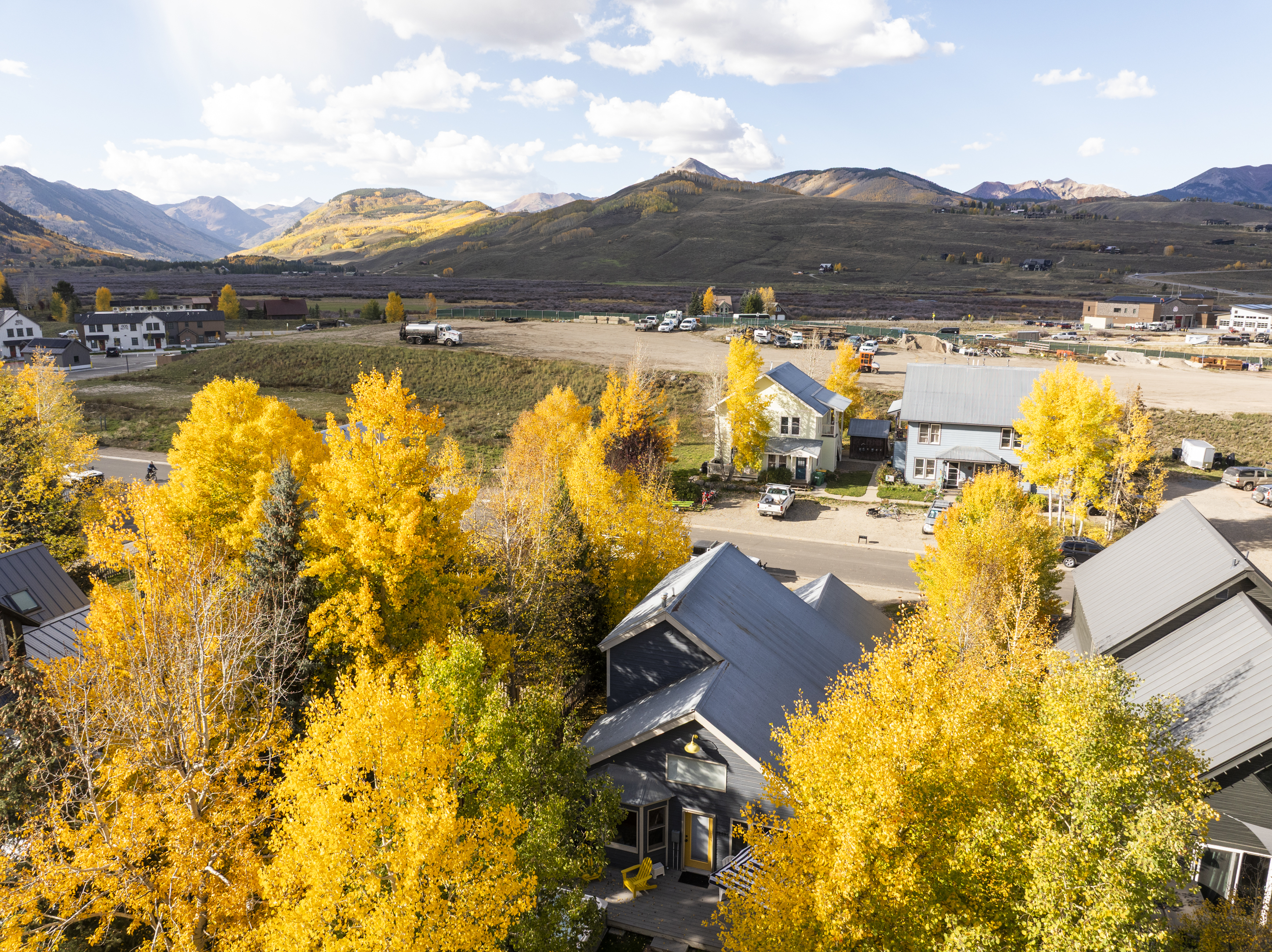  A Fresh Take On The Classic Crested Butte Craftsman Home - 物件實景