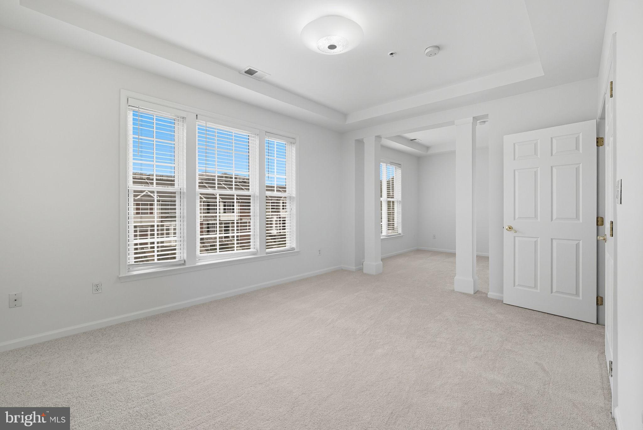 Fairfax, Virginia, 22033, United States, 3 Bedrooms Bedrooms, ,4 BathroomsBathrooms,Residential,For Sale,1975238