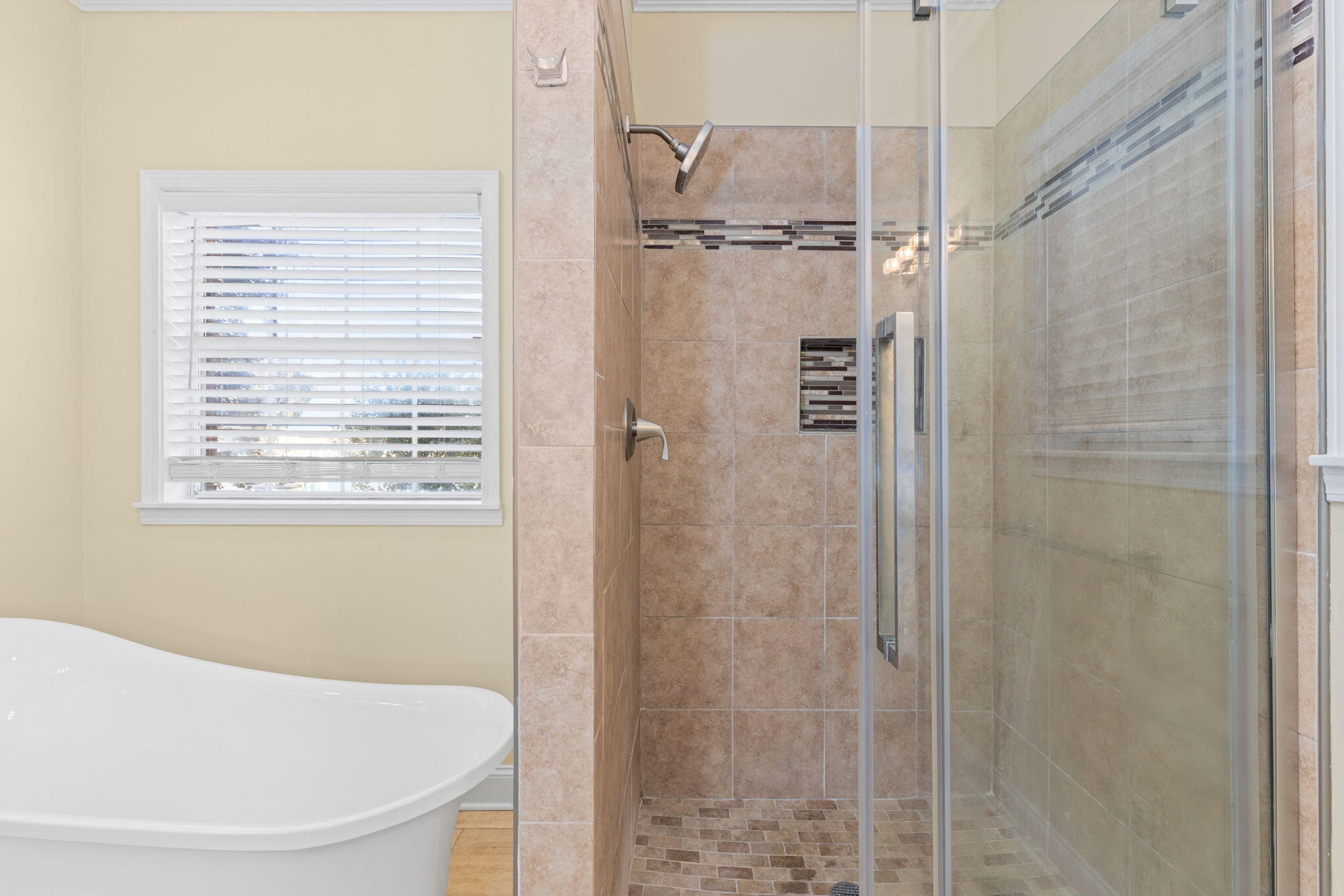 Belden, Mississippi, 38826, United States, 5 Bedrooms Bedrooms, ,4 BathroomsBathrooms,Residential,For Sale,2007757