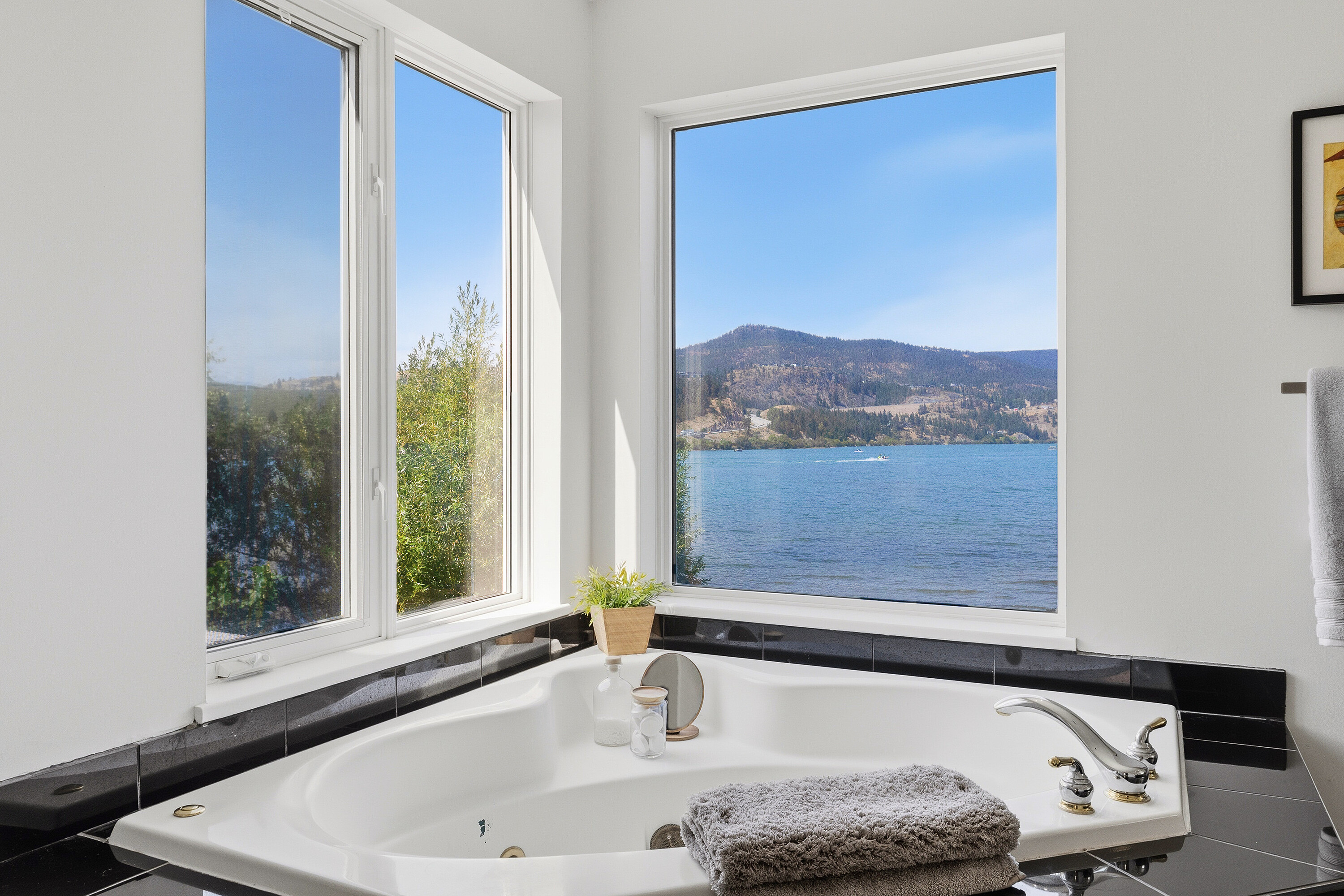  Refined By The Okanagan - 物件實景