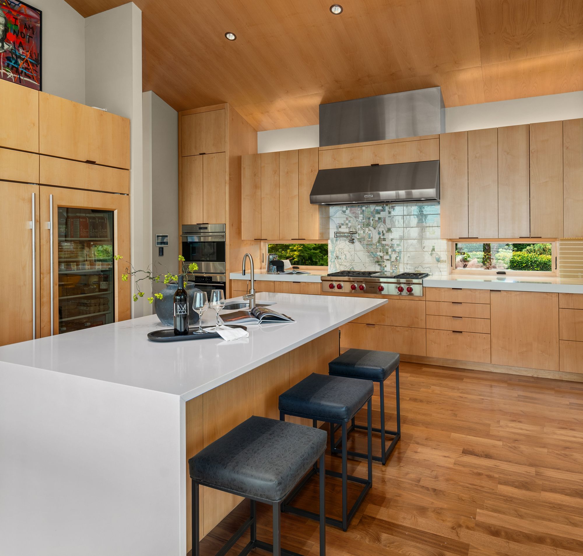  1215 Warren Ave N, Seattle, WA 98109 - 物件實景