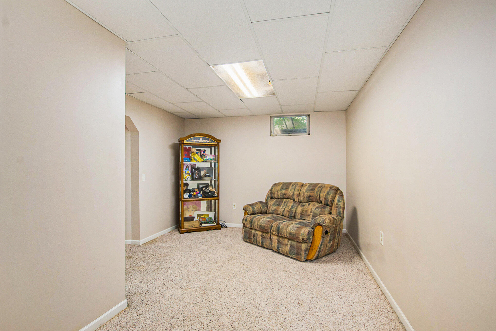 Grand Haven, Michigan, 49417, United States, 5 Bedrooms Bedrooms, ,5 BathroomsBathrooms,Residential,For Sale,1940332