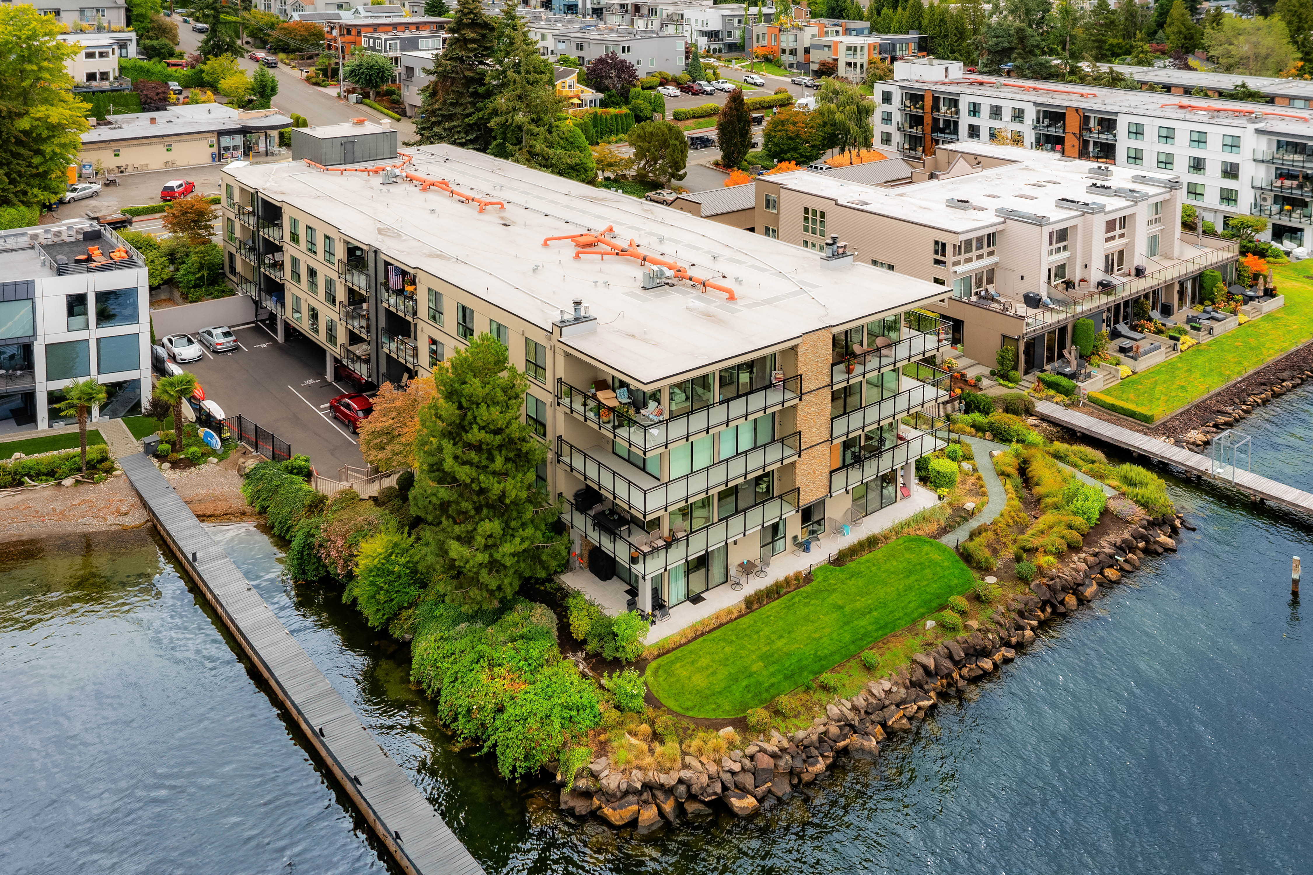  6401 Lake Washington Blvd NE Unit #307, Kirkland, WA 98033 - 物件實景