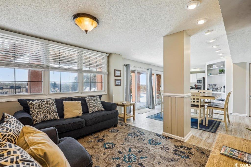 North Myrtle Beach, South Carolina, 29582, United States, 7 Bedrooms Bedrooms, ,5 BathroomsBathrooms,Residential,For Sale,1810579