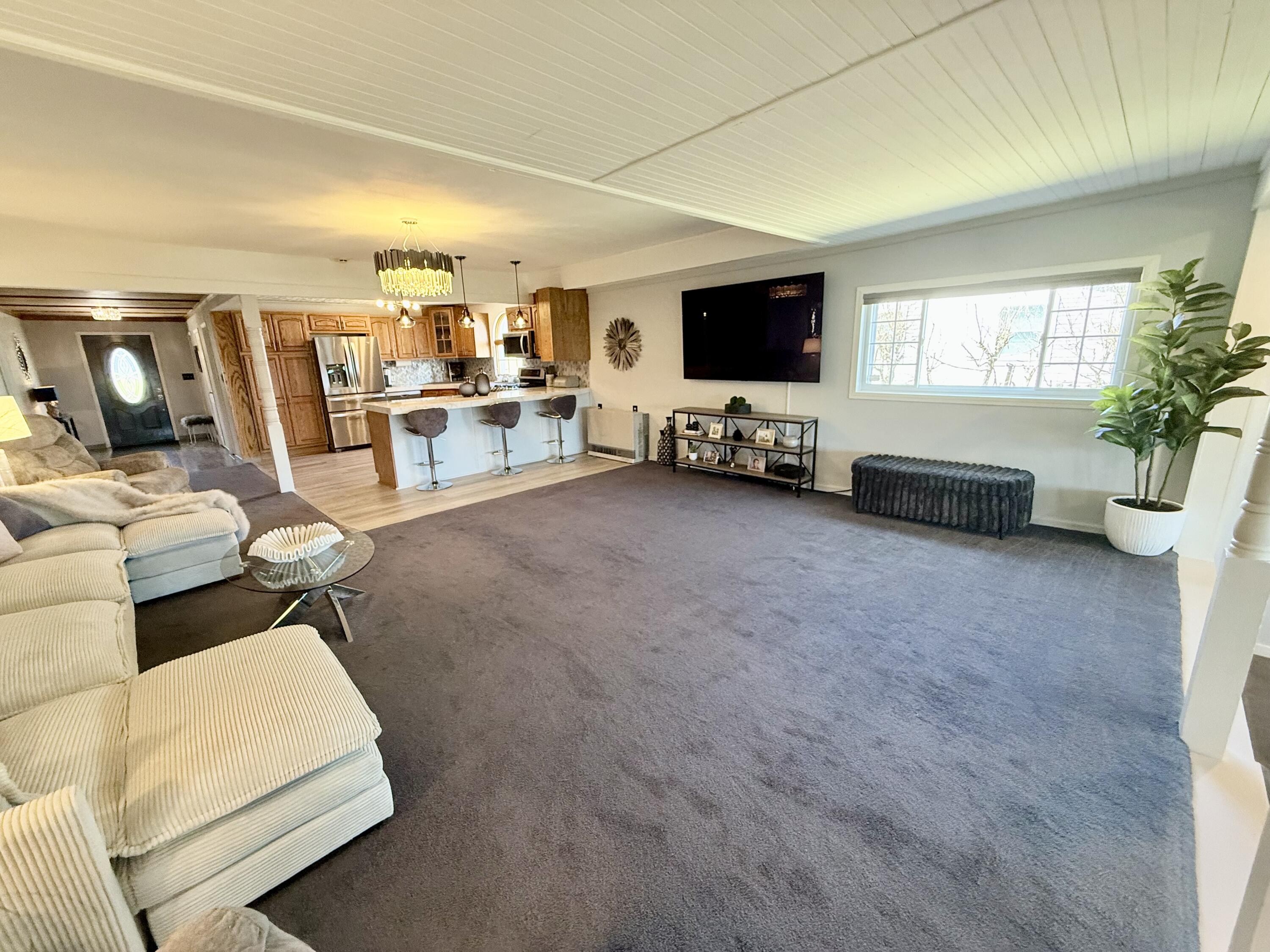 Plattsburgh, New York, 12901, United States, 3 Bedrooms Bedrooms, ,2 BathroomsBathrooms,Residential,For Sale,2048096