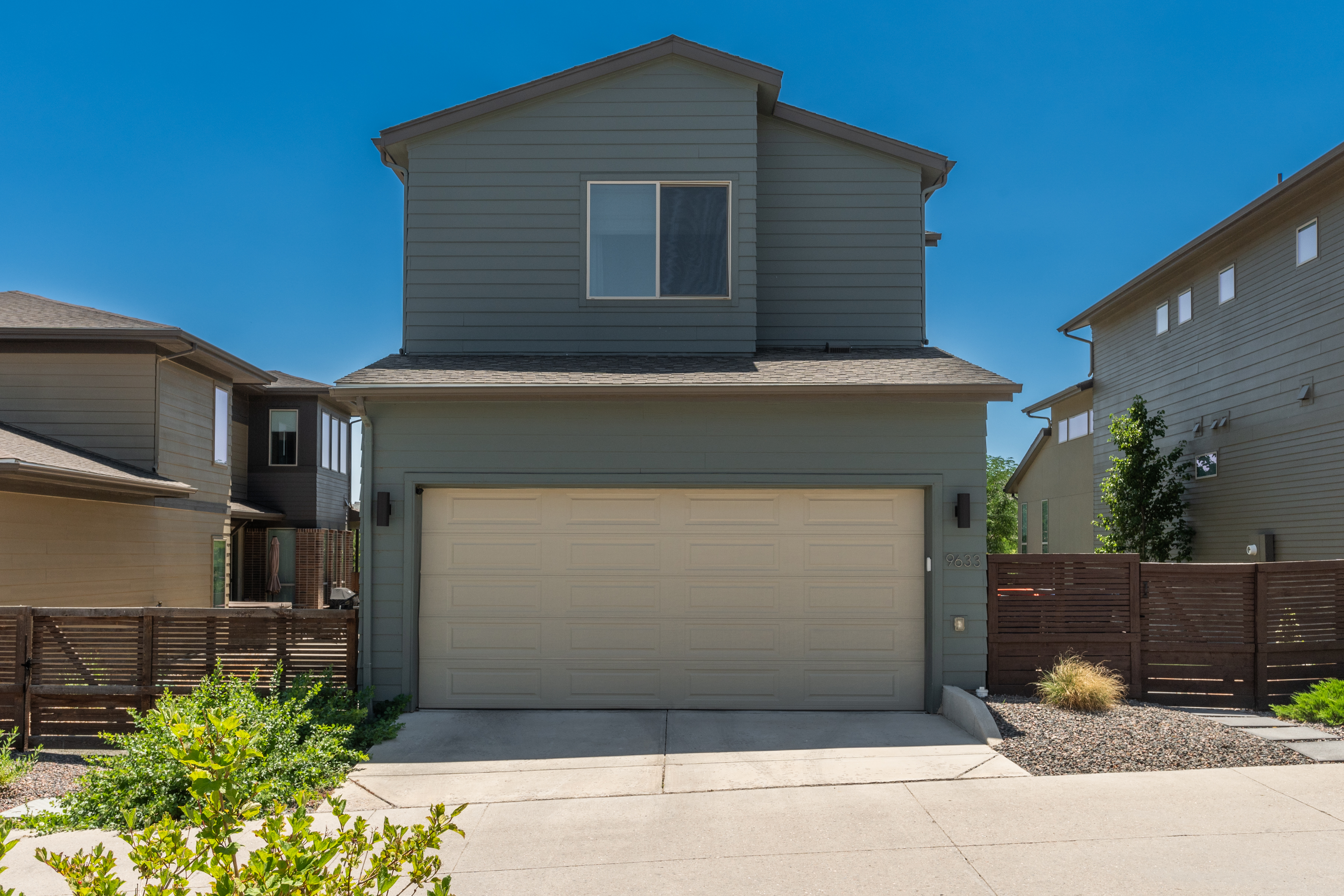  Welcome to Sterling Ranch Modern Open Home with Island Kitchen & Trail Access - 物件實景