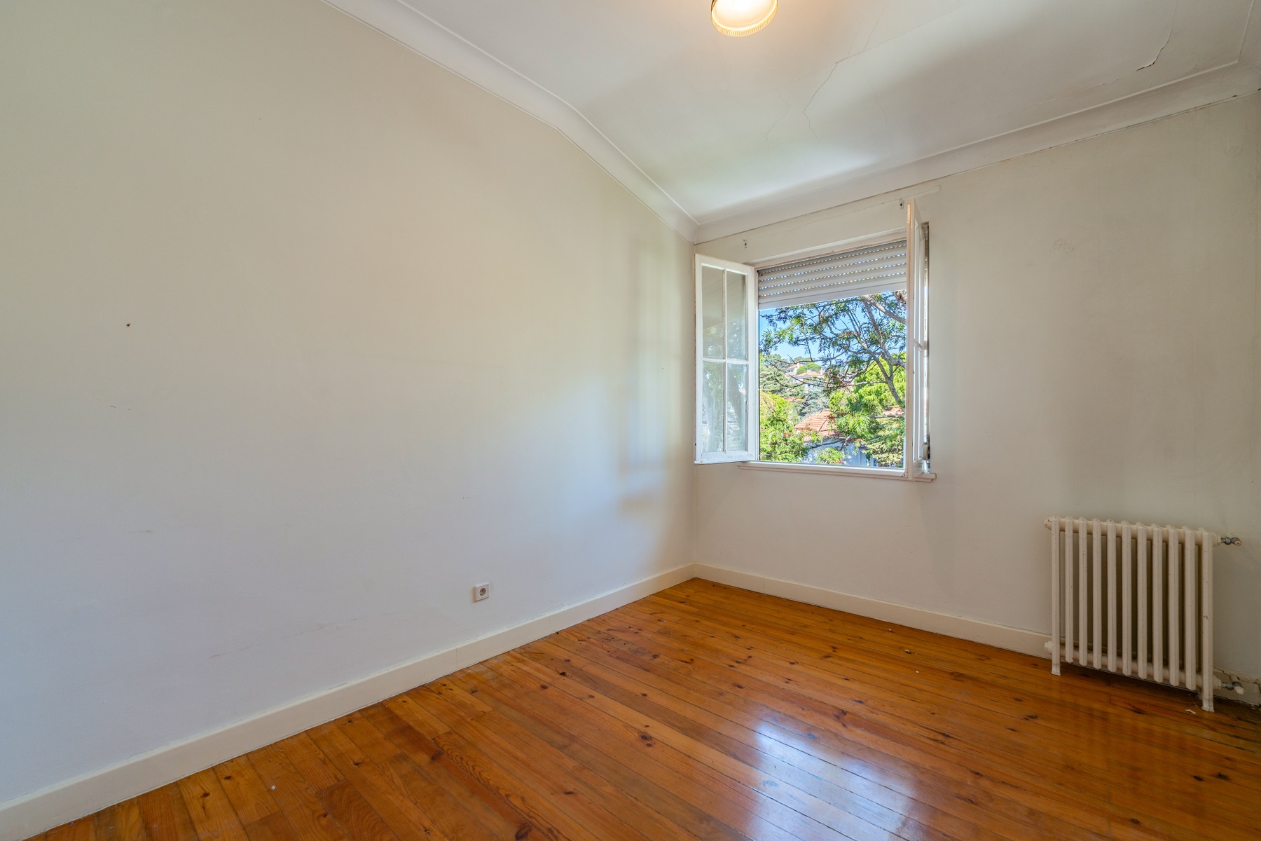  Detached house, 6 bedrooms, for Sale - 物件實景