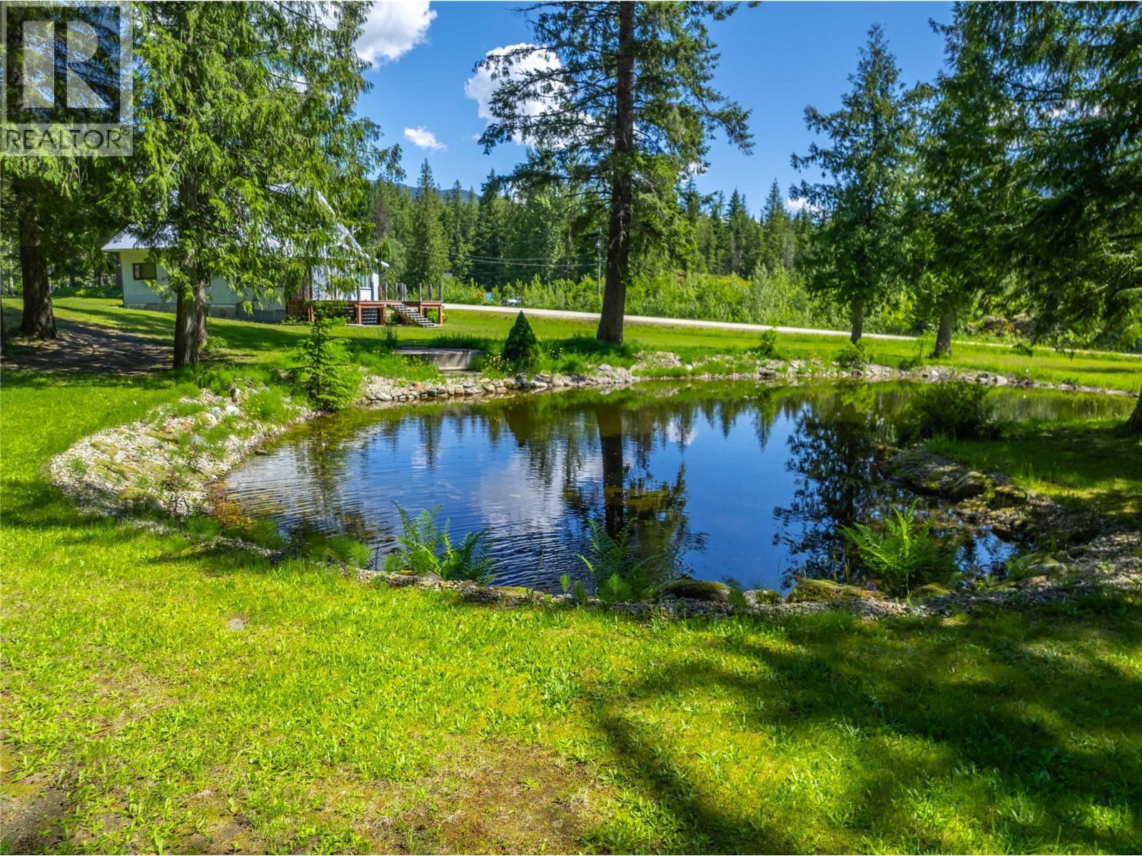REVELSTOKE, British Columbia, V0E 2S0, CA, 3 Bedrooms Bedrooms, ,1 BathroomBathrooms,Residential,For Sale,1948330