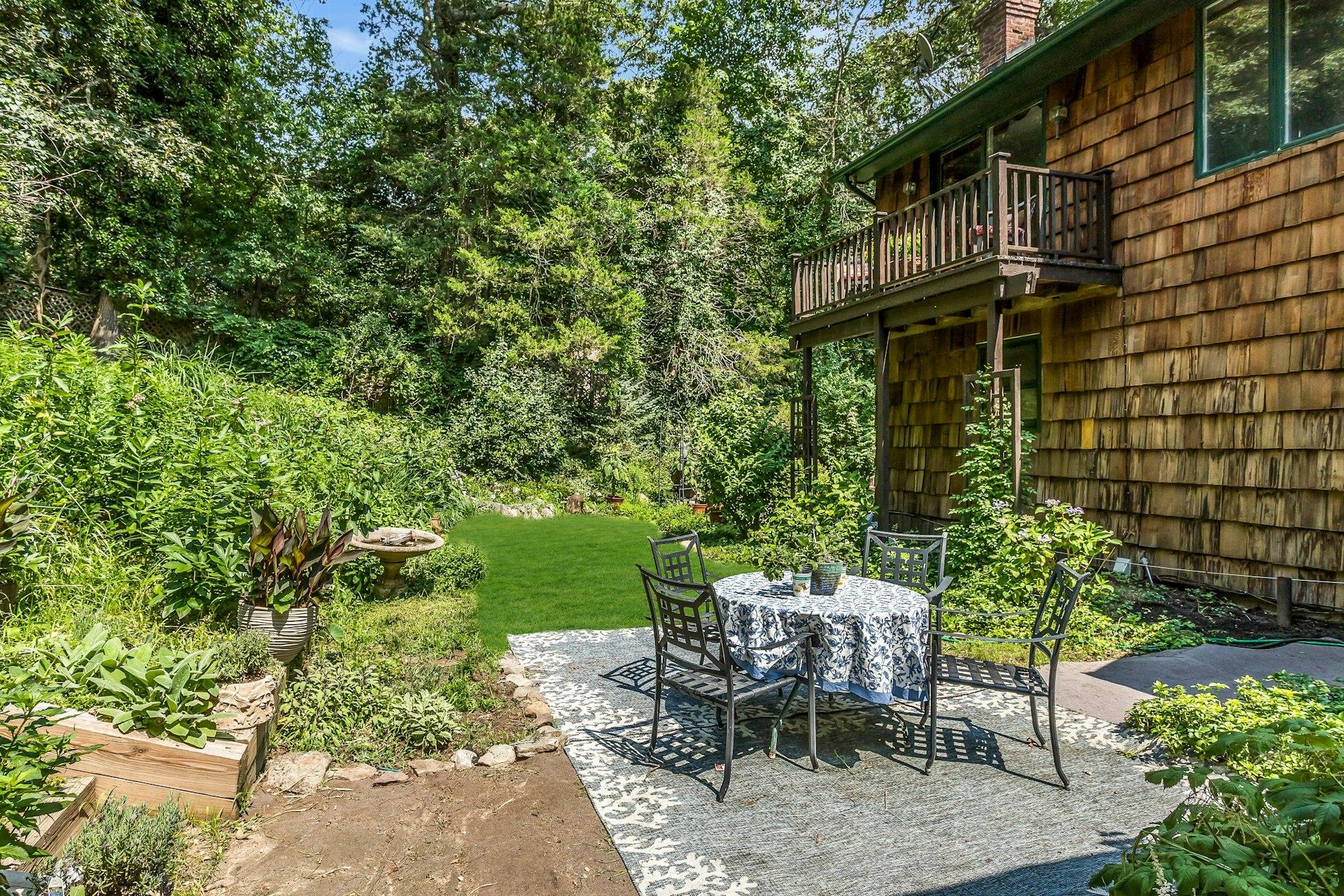 Northport, New York, 11768, United States, 3 Bedrooms Bedrooms, ,2 BathroomsBathrooms,Residential,For Sale,1892901