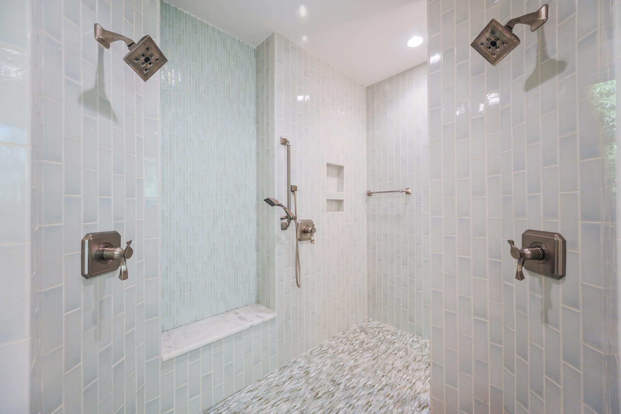  11715 River Drive, Lorton, VA, 22079 - 物件實景