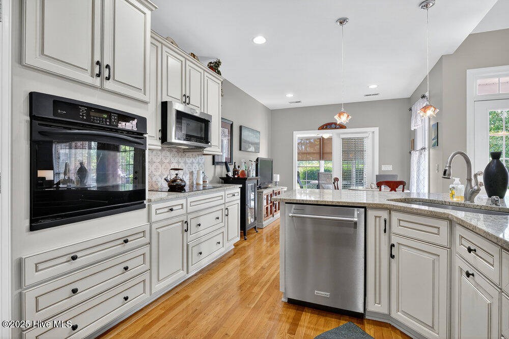 Leland, North Carolina, 28451, United States, 4 Bedrooms Bedrooms, ,3 BathroomsBathrooms,Residential,For Sale,1926317