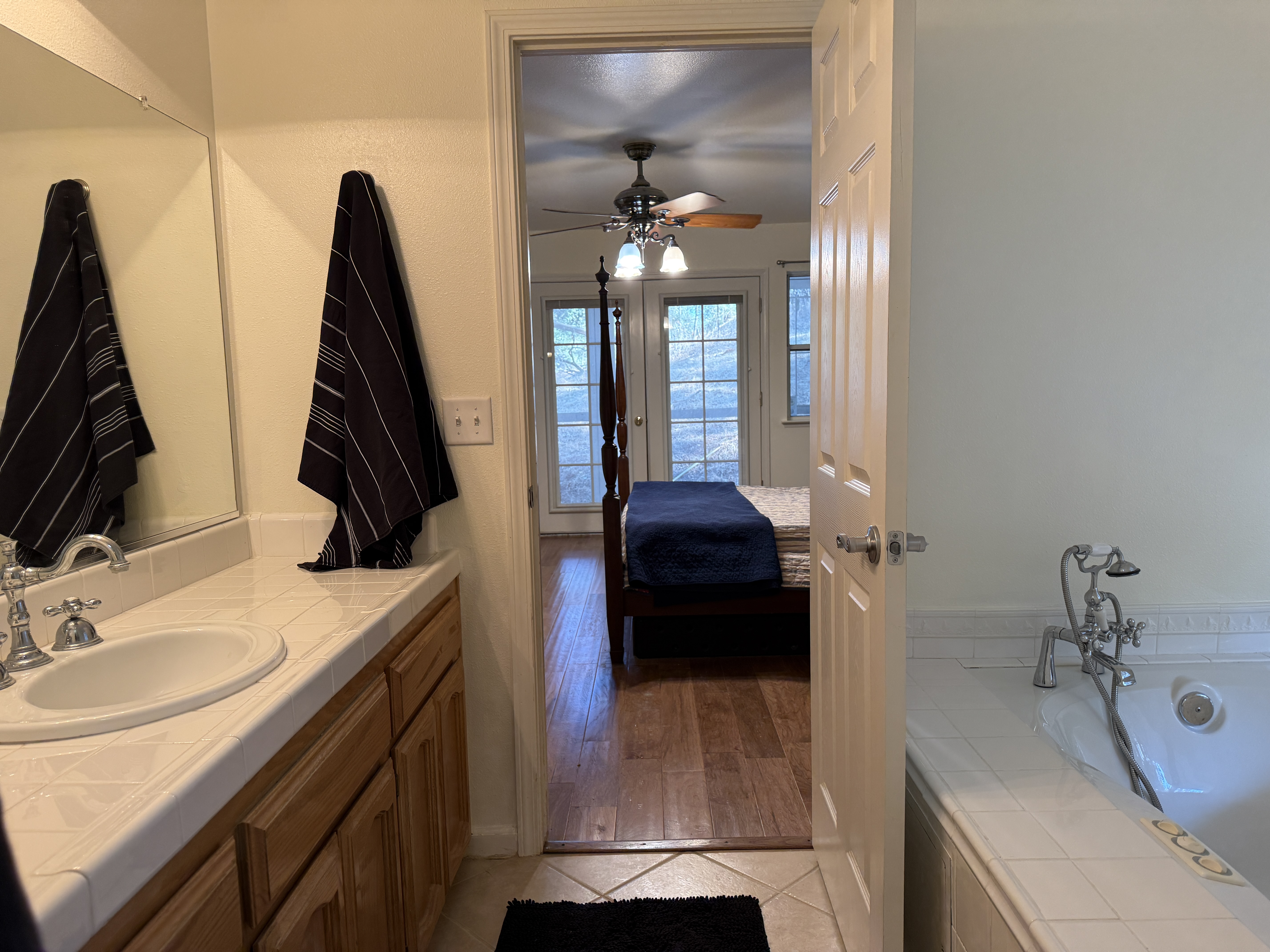 Mariposa, California, 95338, United States, 2 Bedrooms Bedrooms, ,2 BathroomsBathrooms,Residential,For Sale,1983625