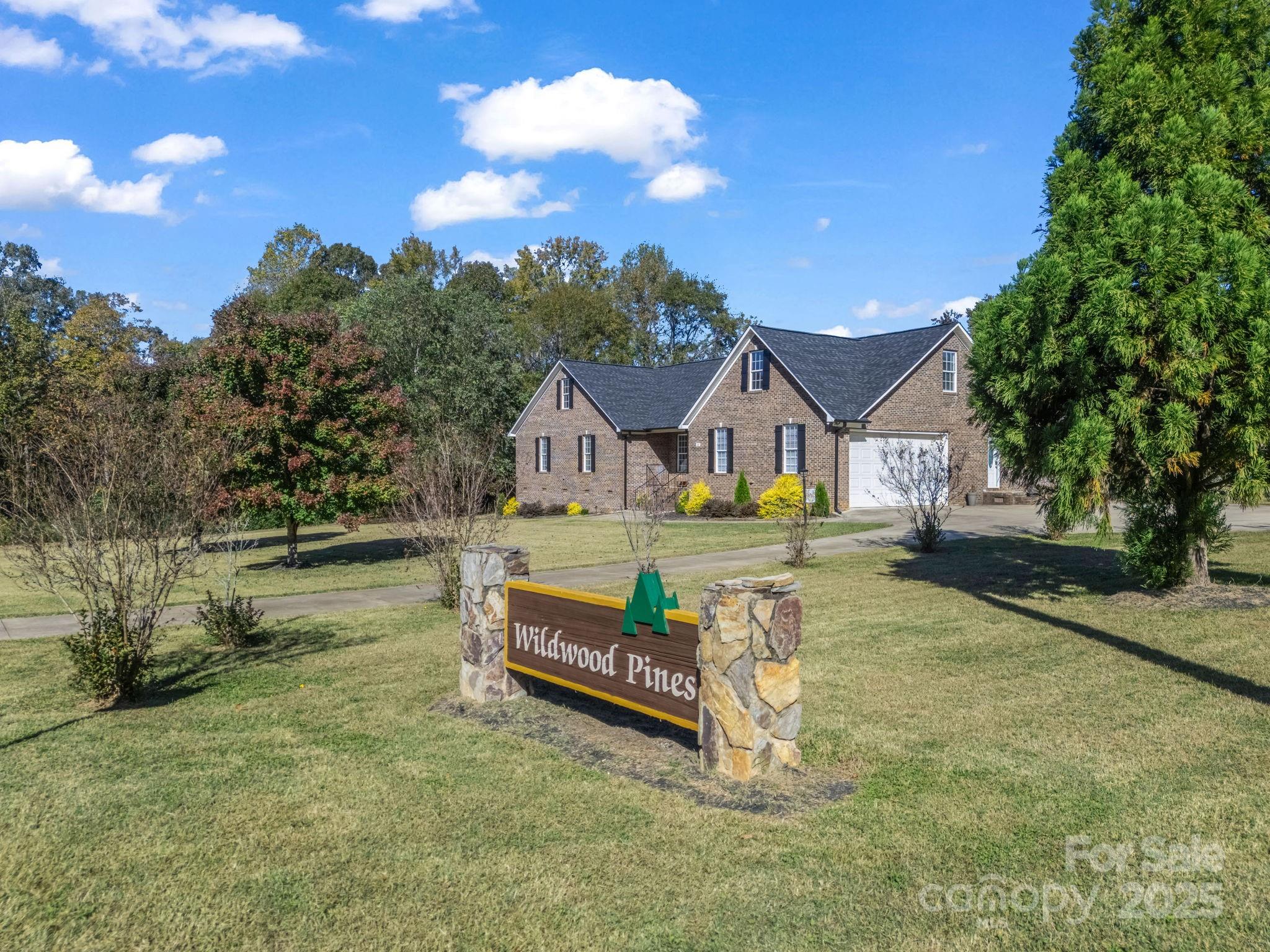 Shelby, North Carolina, 28152, United States, 3 Bedrooms Bedrooms, ,2 BathroomsBathrooms,Residential,For Sale,1969523
