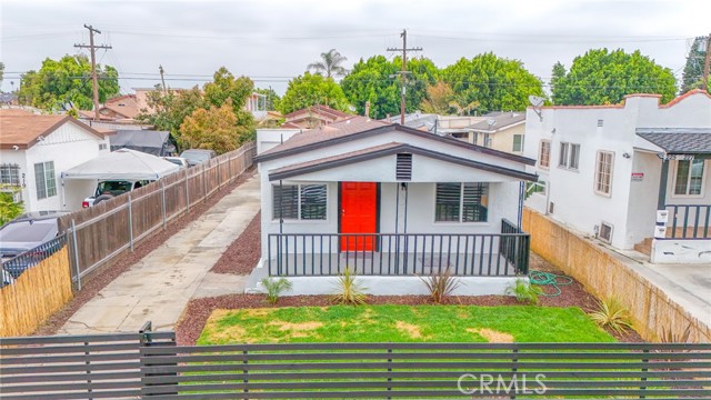 Los Angeles, California, 90003, United States, 3 Bedrooms Bedrooms, ,Residential,For Sale,1928715