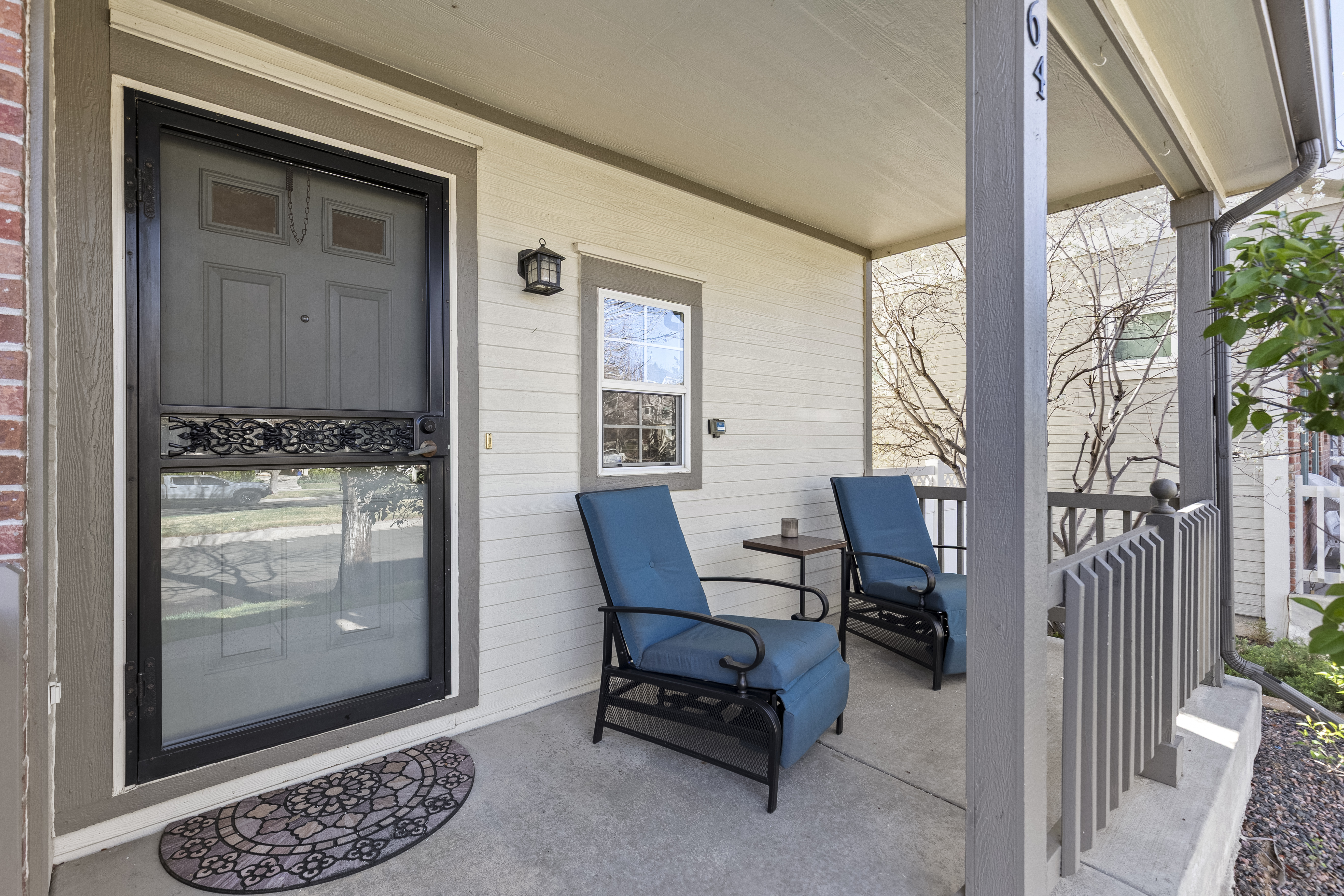  PRIME LOWRY LOCATION  UPDATED & METICULOUSLY MAINTAINED - 物件實景