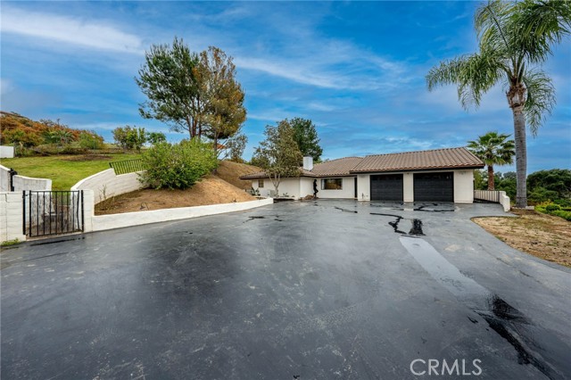 210 S Ridge Dr, Fallbrook, California, 92028, United States, 4 Bedrooms Bedrooms, ,4 BathroomsBathrooms,Residential,For Sale,210 S Ridge Dr,1338027
