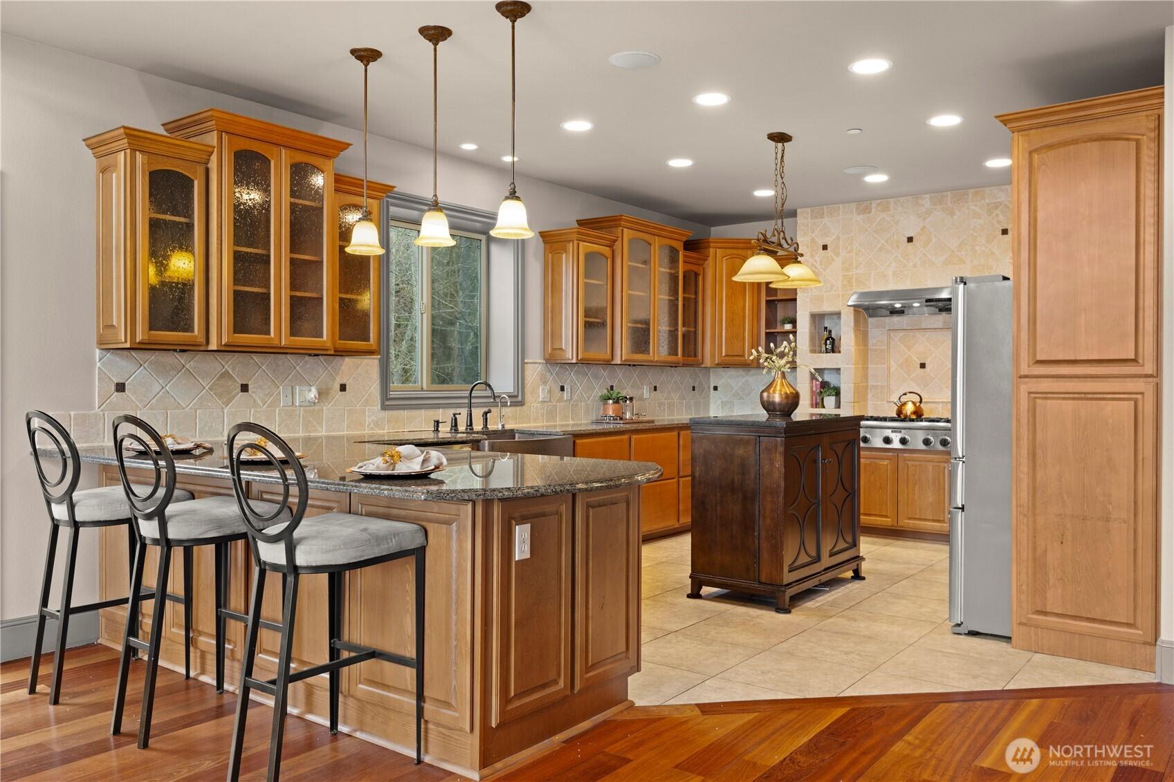 FEDERAL WAY, Washington, 98003, United States, 4 Bedrooms Bedrooms, ,4 BathroomsBathrooms,Residential,For Sale,1708089