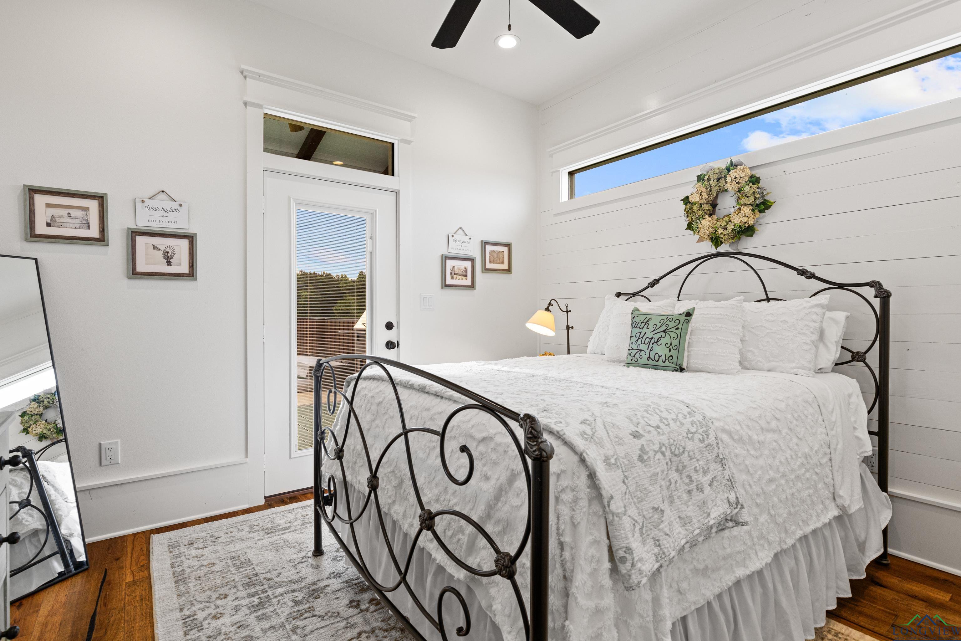 Jefferson, Texas, 75657, United States, 4 Bedrooms Bedrooms, ,4 BathroomsBathrooms,Residential,For Sale,1859470