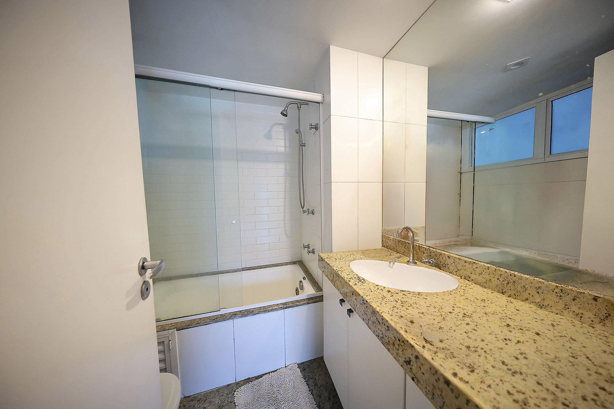  Duplex Penthouse with Pool and Ocean Views in Leblon - 物件實景