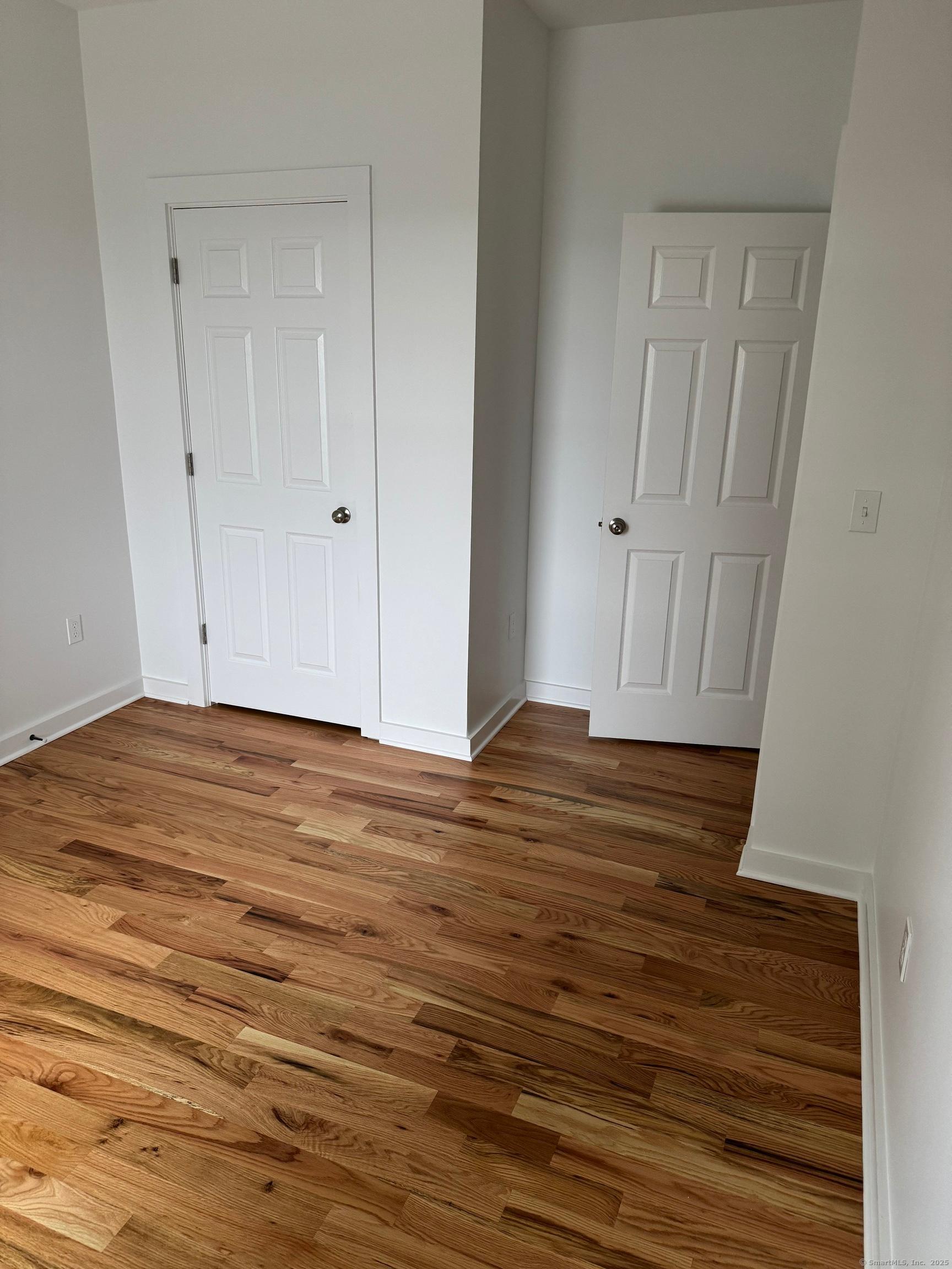 Bridgeport, Connecticut, 06606, United States, 4 Bedrooms Bedrooms, ,3 BathroomsBathrooms,Residential,For Sale,1978261