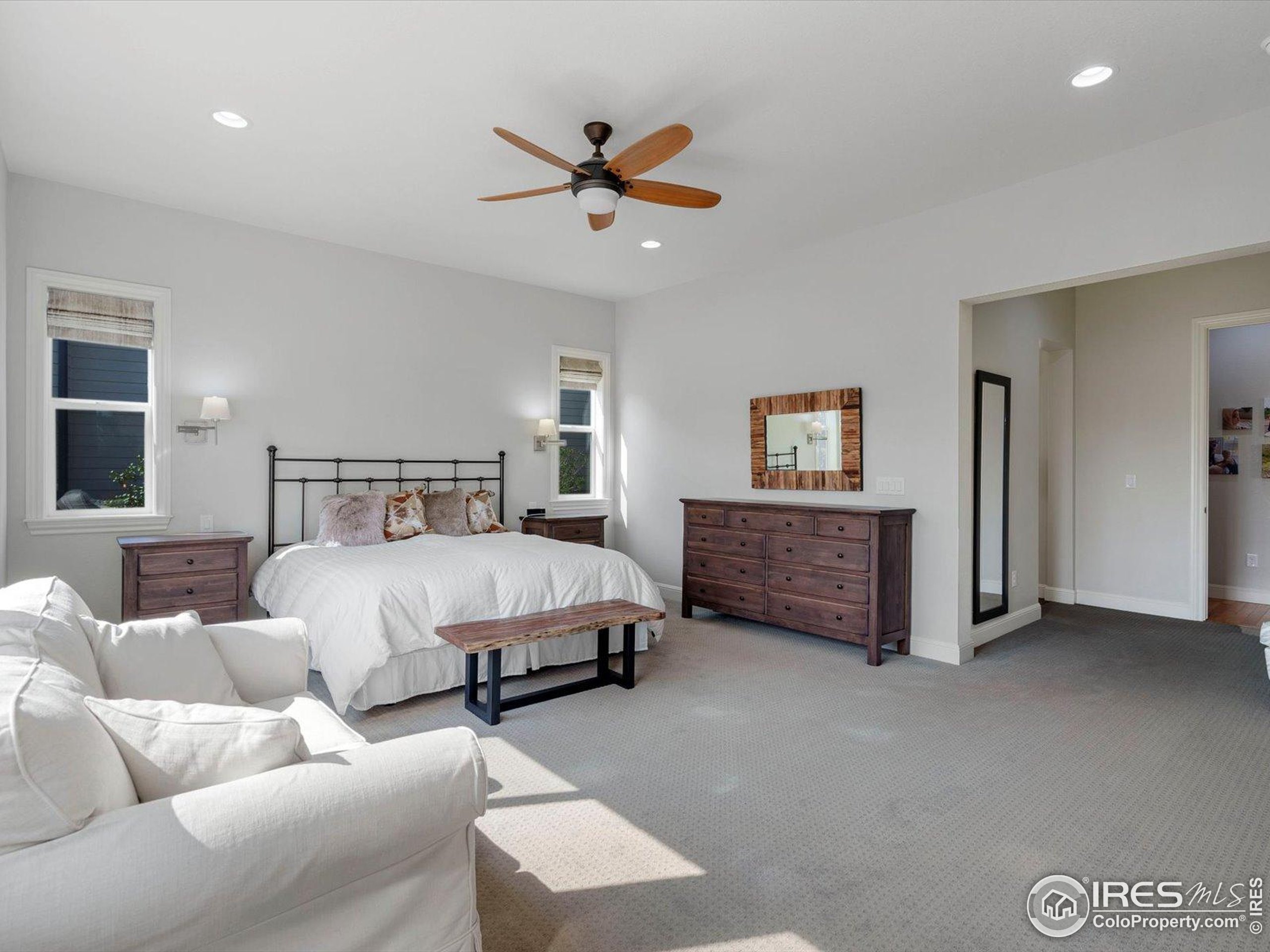 Arvada, Colorado, 80007, United States, 3 Bedrooms Bedrooms, ,2 BathroomsBathrooms,Residential,For Sale,1916869