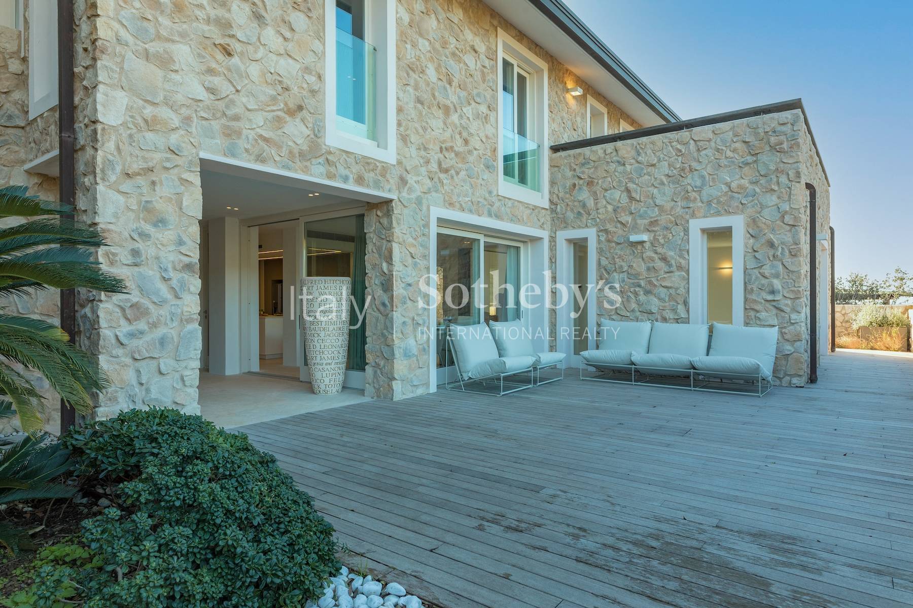  Stunning contemporary-style villa with sea view - 物件實景
