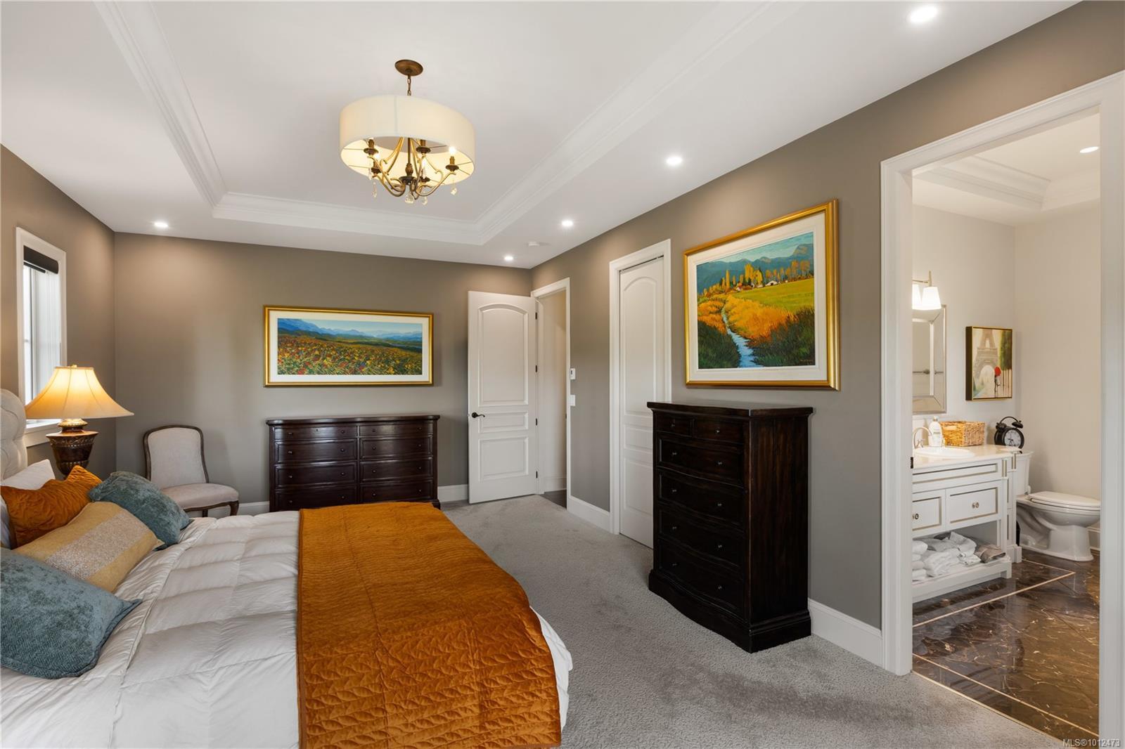 NORTH SAANICH, British Columbia, V8L 5M1, CA, 3 Bedrooms Bedrooms, ,Residential,For Sale,1948339