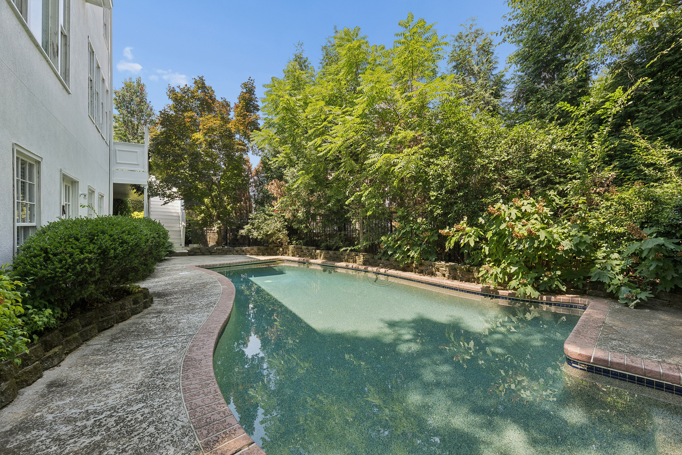  Beautifully Renovated French Provincial Home in Peachtree Corners - 物件實景