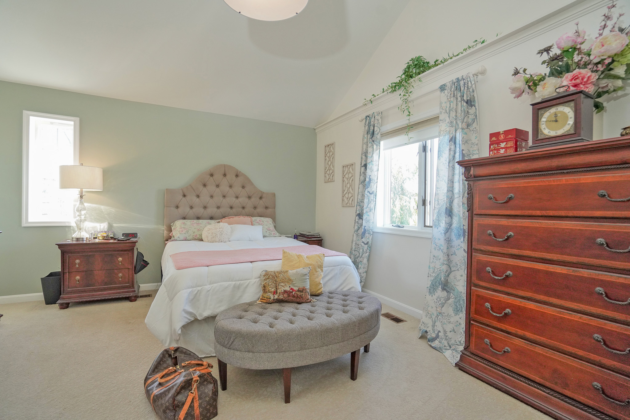 Tamaqua, Pennsylvania, 18252, United States, 4 Bedrooms Bedrooms, ,3 BathroomsBathrooms,Residential,For Sale,1980068