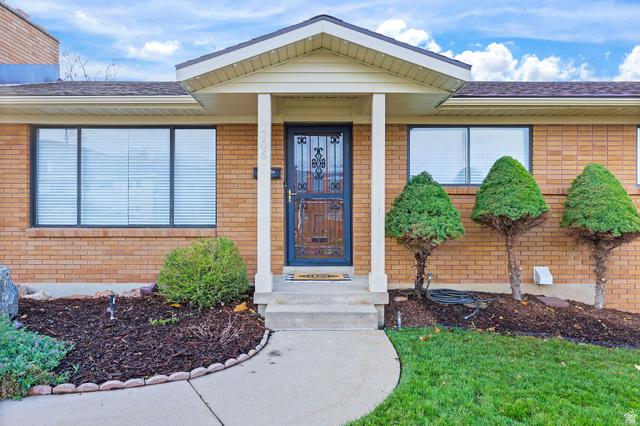 Bountiful, Utah, 84010, United States, 3 Bedrooms Bedrooms, ,3 BathroomsBathrooms,Residential,For Sale,1996735