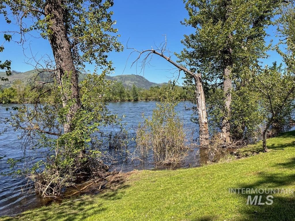 Kamiah, Idaho, 83536, United States, 3 Bedrooms Bedrooms, ,2 BathroomsBathrooms,Residential,For Sale,1765627