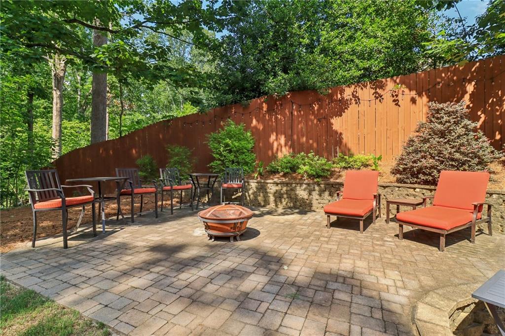 Flowery Branch, Georgia, 30542, United States, 4 Bedrooms Bedrooms, ,3 BathroomsBathrooms,Residential,For Sale,1923417