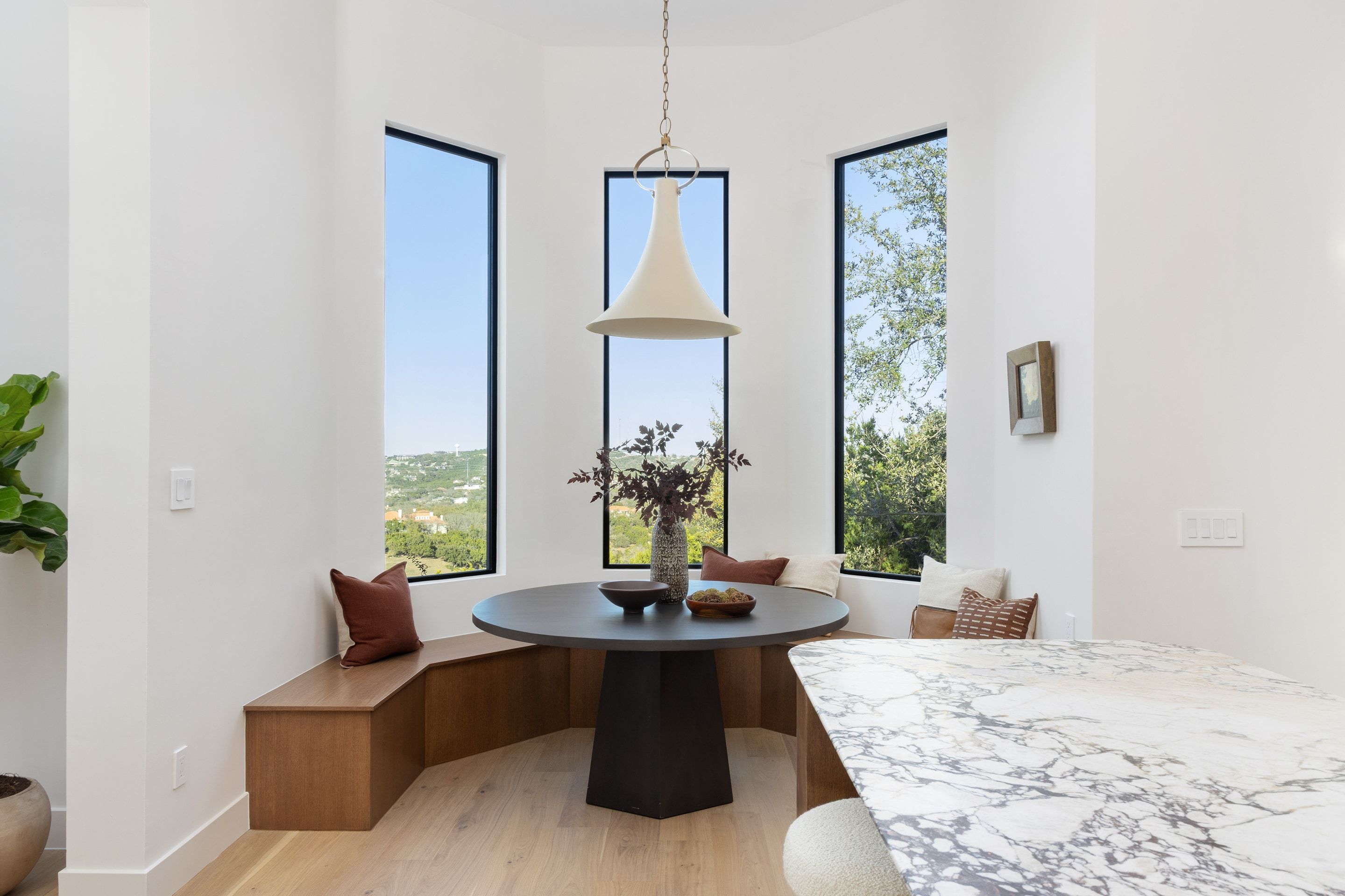  Privately Gated + Completely Reimagined in Barton Creek - 物件實景