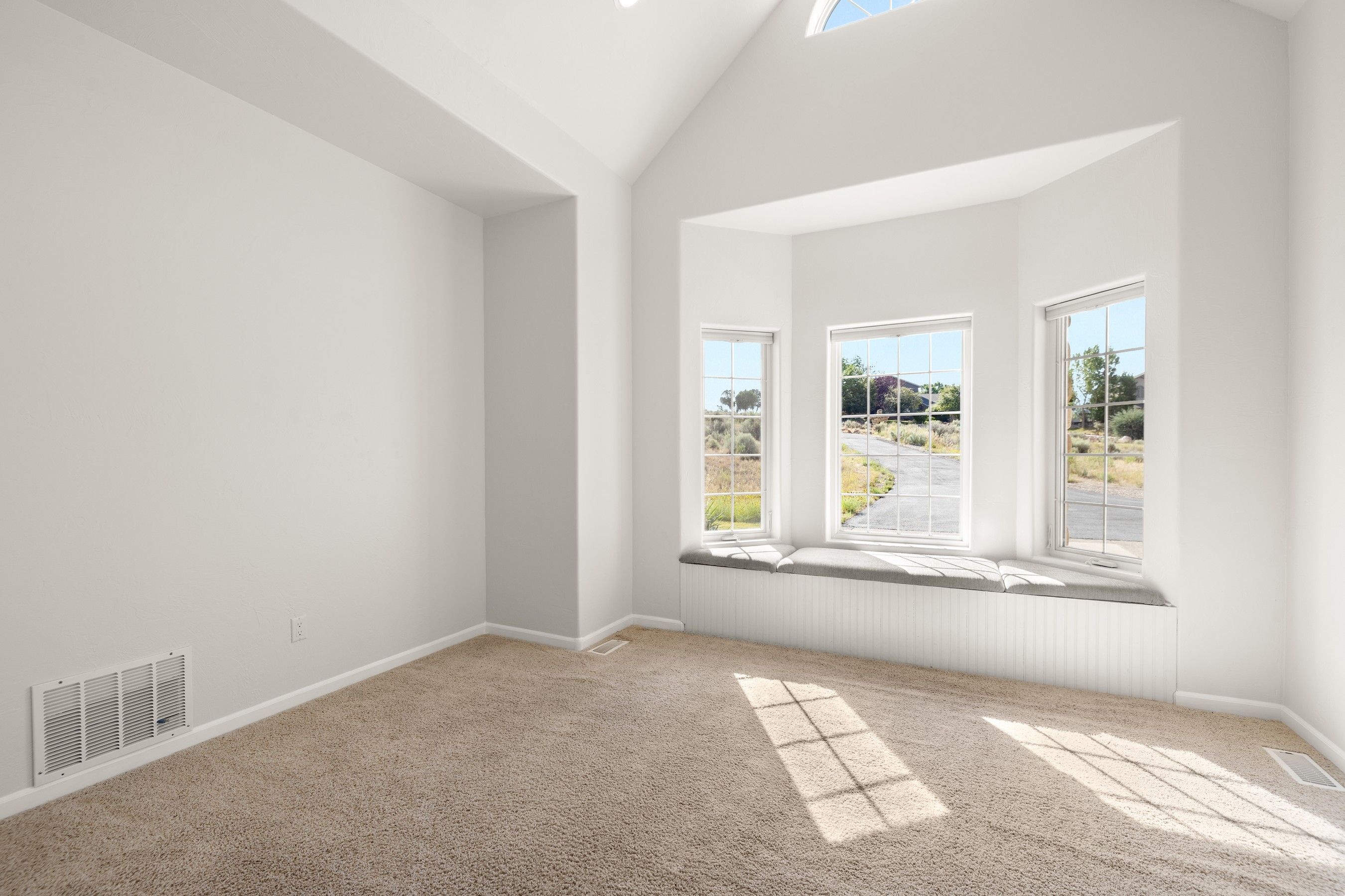  Move-In Ready Mountain Living - 物件實景