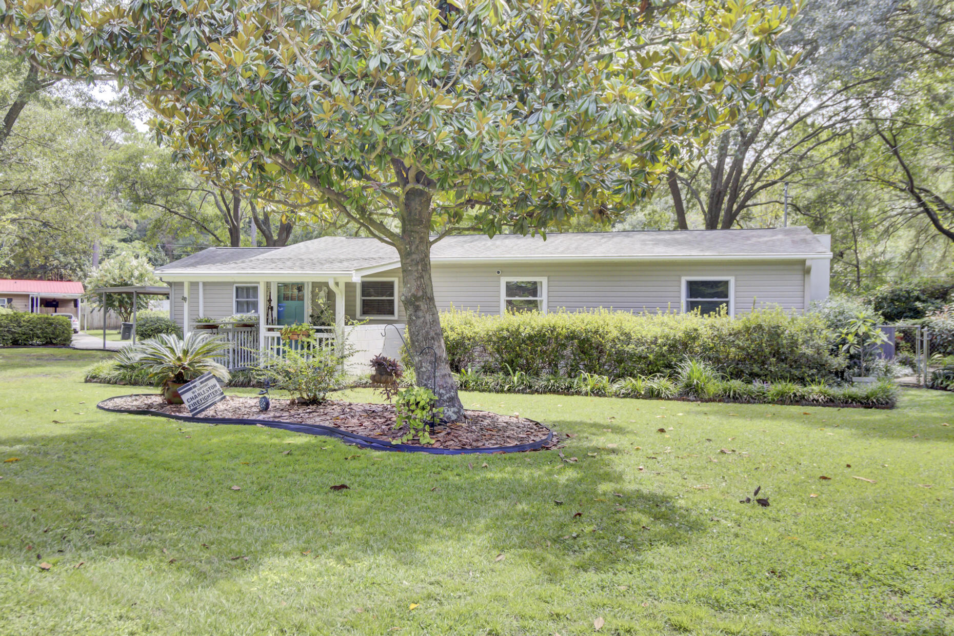 Charleston, South Carolina, 29407, United States, 4 Bedrooms Bedrooms, ,2 BathroomsBathrooms,Residential,For Sale,1950272