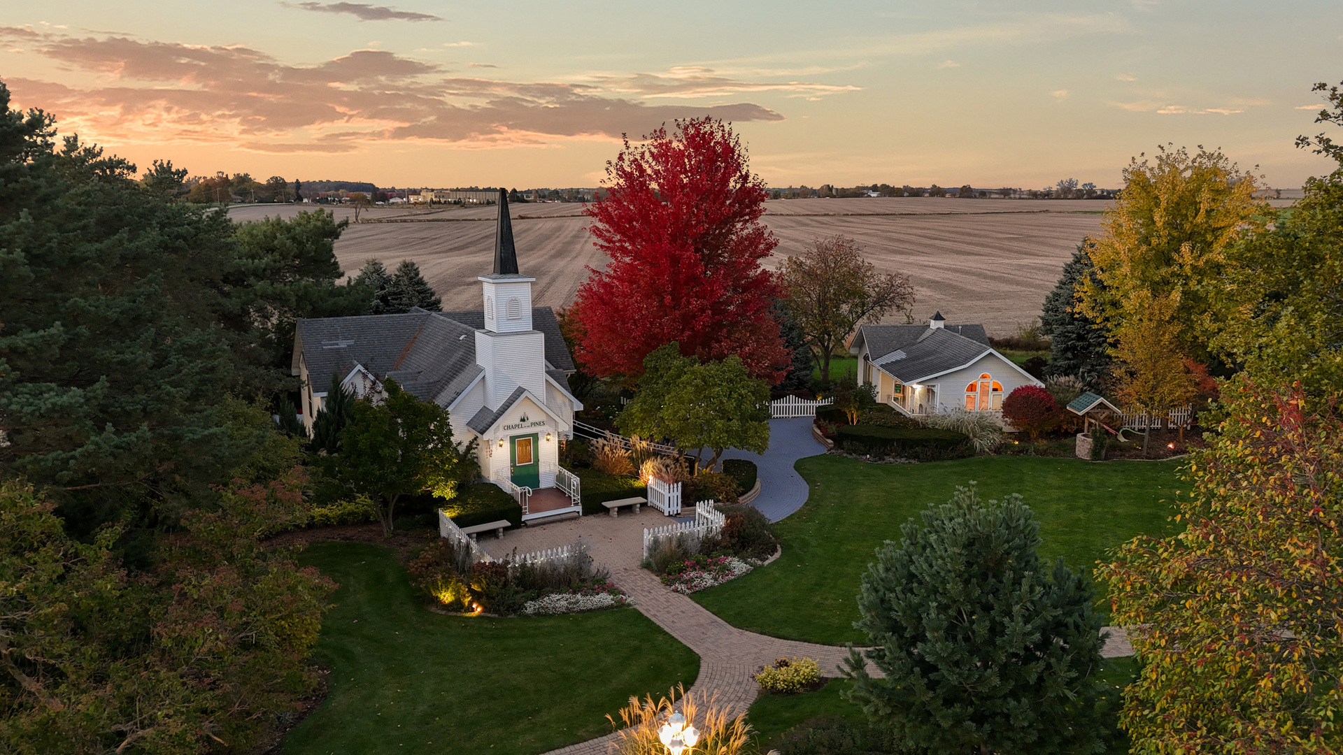 Sycamore, Illinois, 60178, United States, 4 Bedrooms Bedrooms, ,5 BathroomsBathrooms,Residential,For Sale,2001773