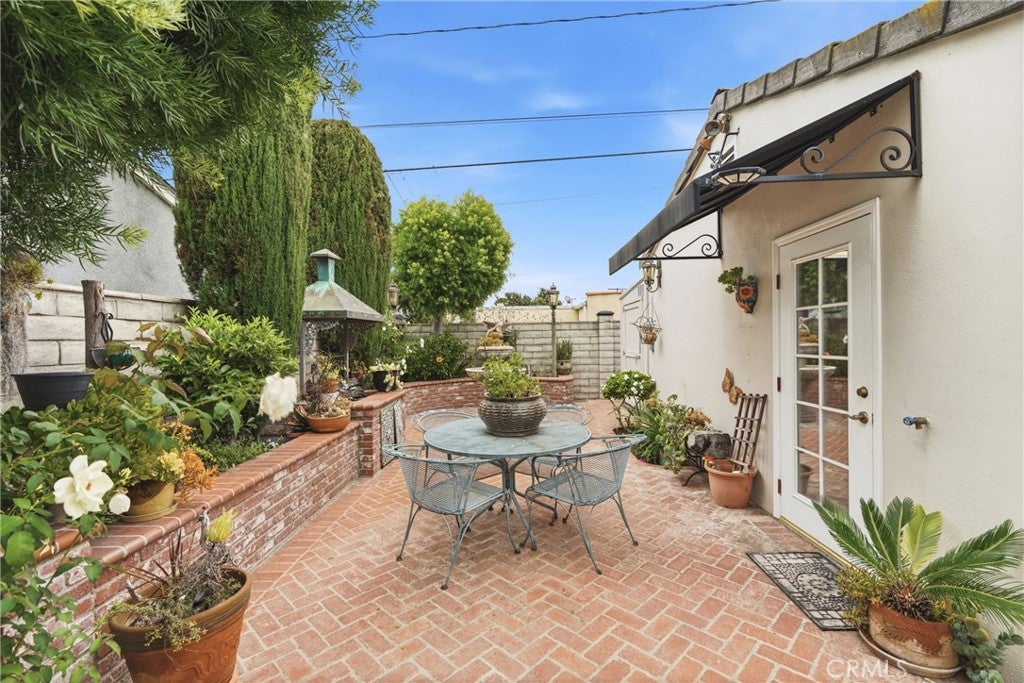 Alhambra, California, 91803, United States, 3 Bedrooms Bedrooms, ,3 BathroomsBathrooms,Residential,For Sale,2039866