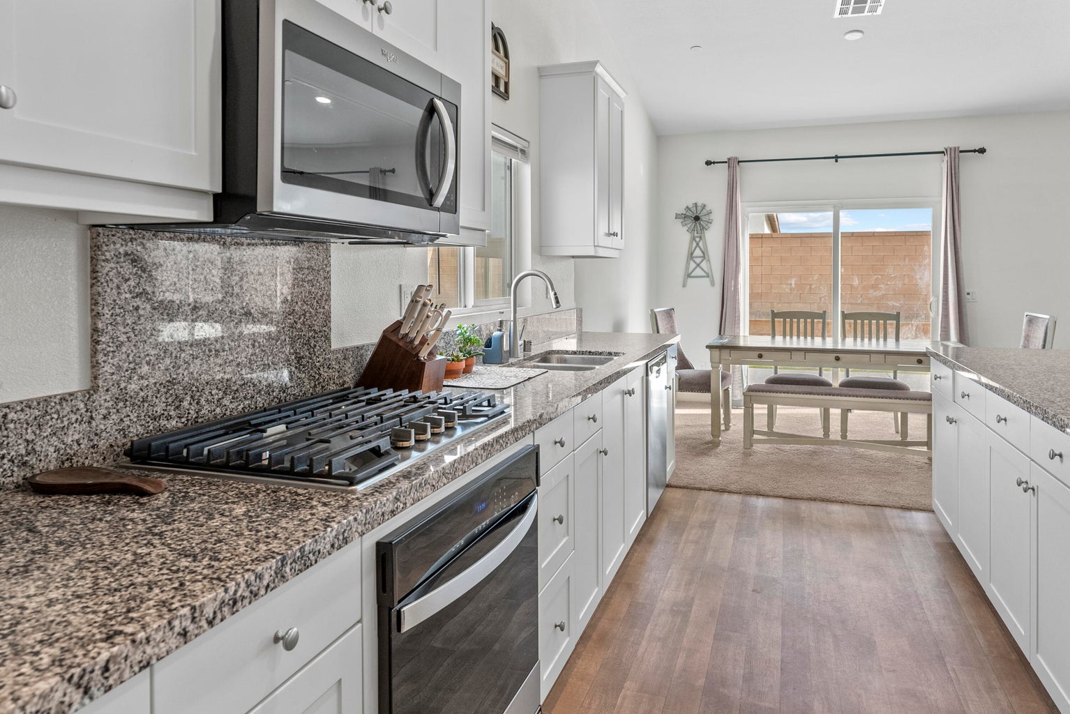 Indio, California, 92203, United States, 4 Bedrooms Bedrooms, ,3 BathroomsBathrooms,Residential,For Sale,1990401