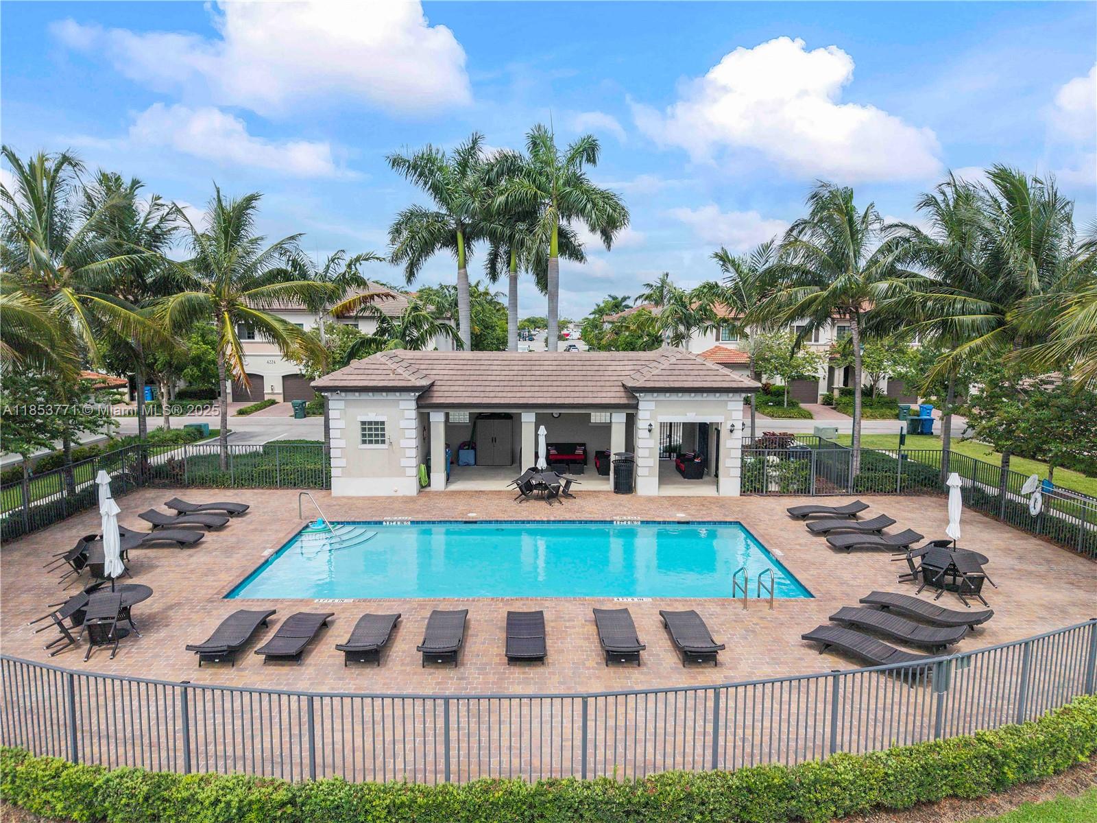 Oakland Park, Florida, 33334, United States, 3 Bedrooms Bedrooms, ,3 BathroomsBathrooms,Residential,For Sale,1911600