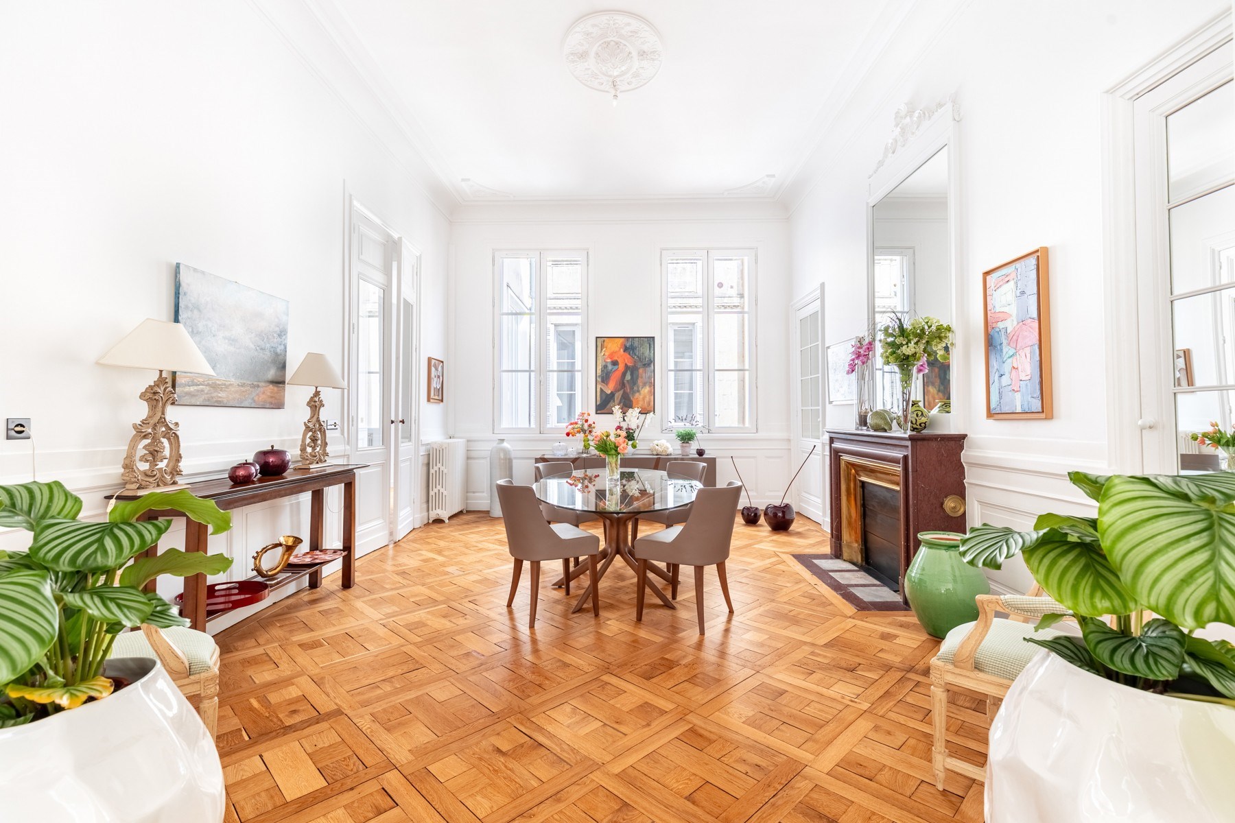  BORDEAUX – TRIANGLE – RENOVATED 250 SQ.M. BOURGEOIS APARTMENT – ELEVATOR – 4 BE… - 物件實景