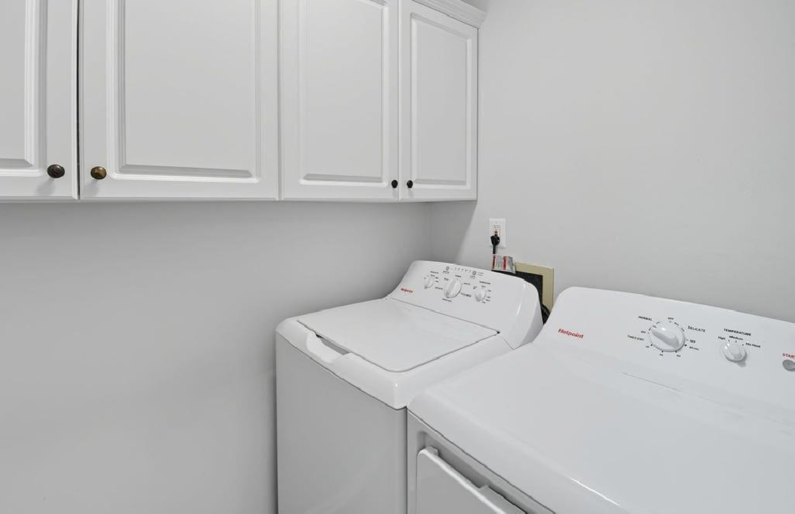 Virginia Beach, Virginia, 23456, United States, 4 Bedrooms Bedrooms, ,3 BathroomsBathrooms,Residential,For Sale,1974516