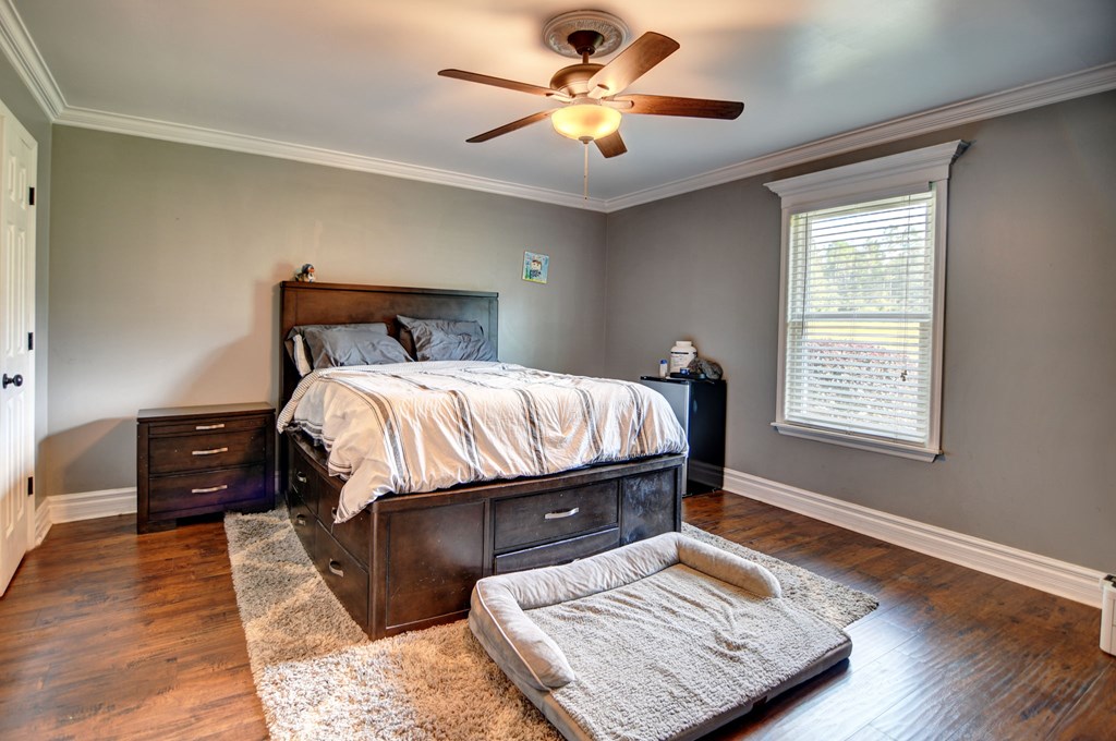 Valdosta, Georgia, 31601, United States, 4 Bedrooms Bedrooms, ,3 BathroomsBathrooms,Residential,For Sale,2005442