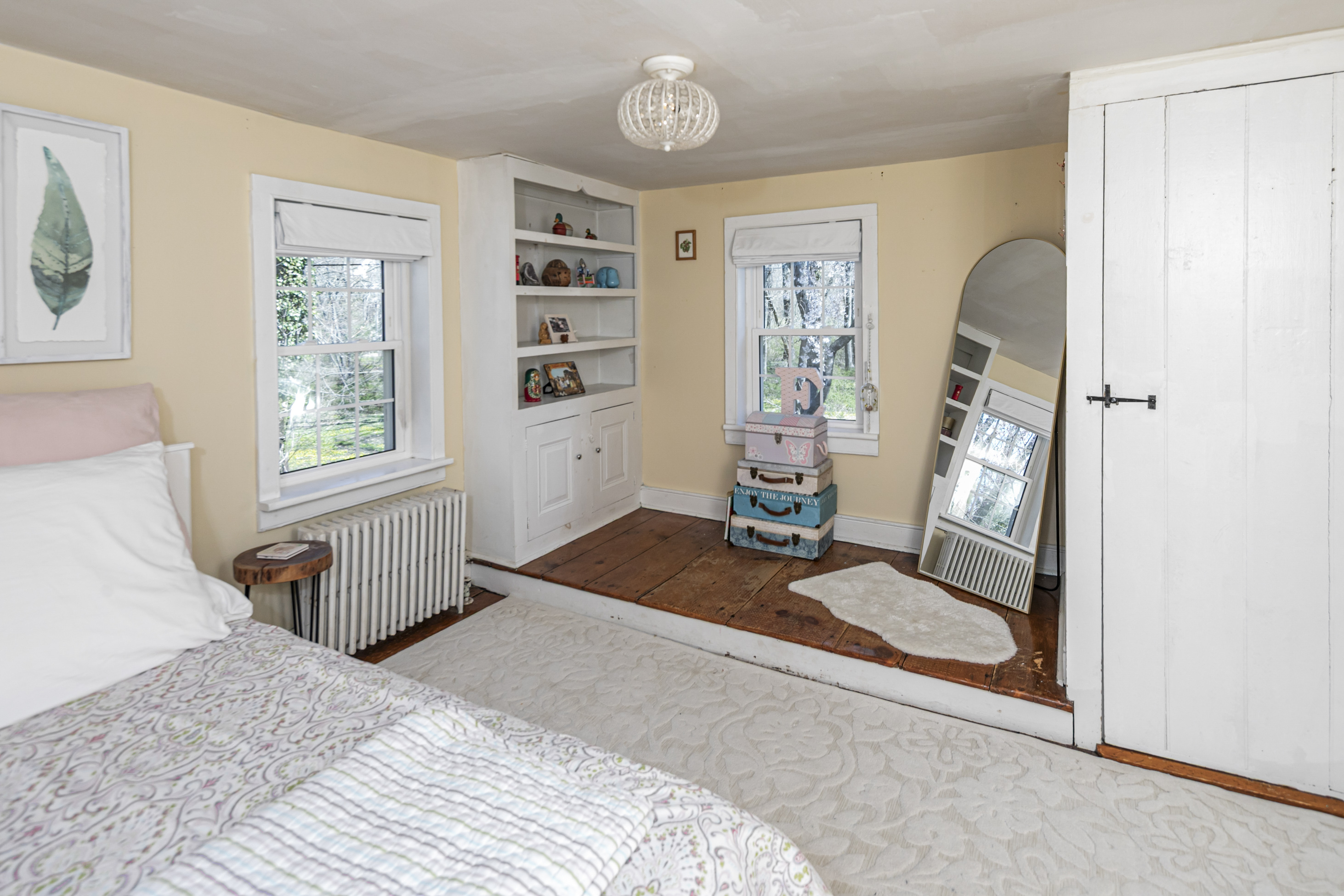  Pennington’s Moses Baldwin House Marries Period Details with Modern Updates - 物件實景