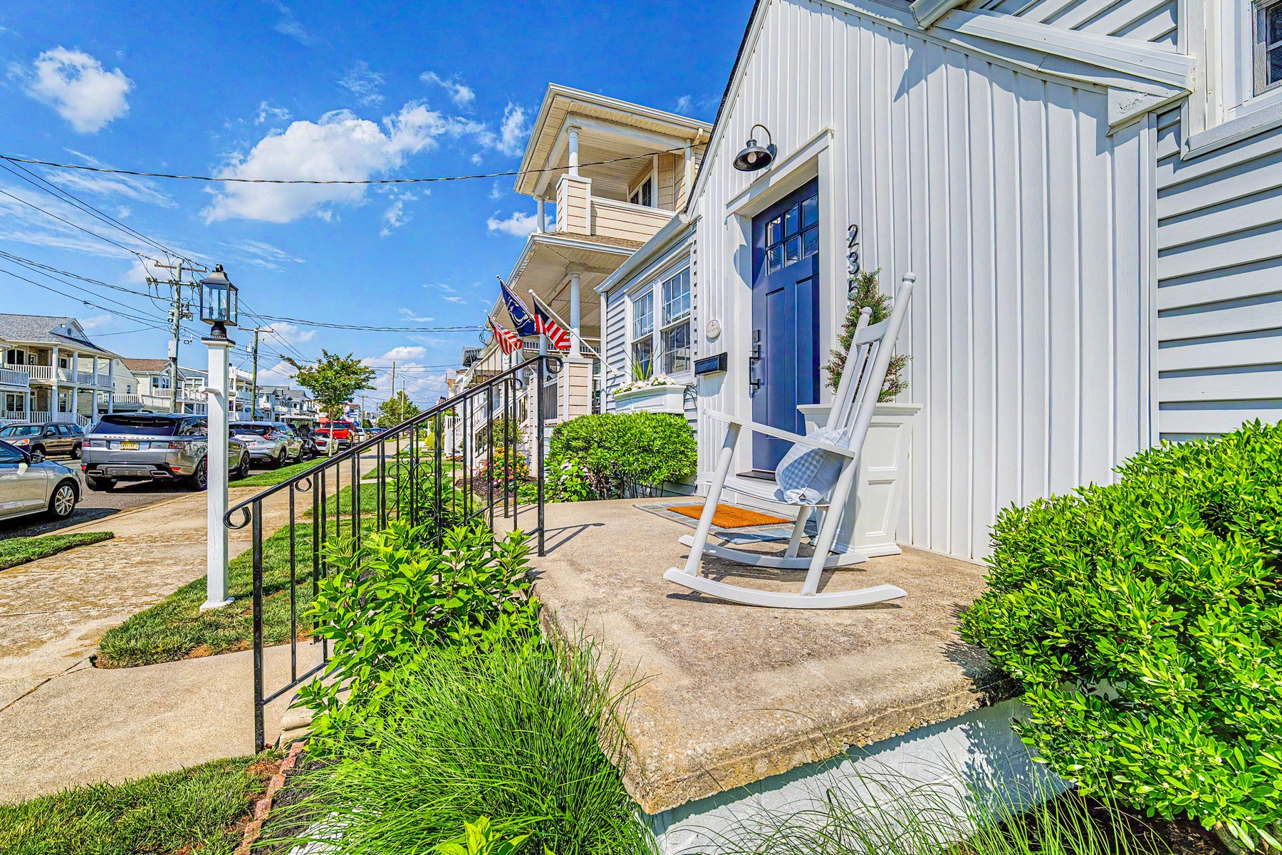  2353 Asbury Avenue - 物件實景