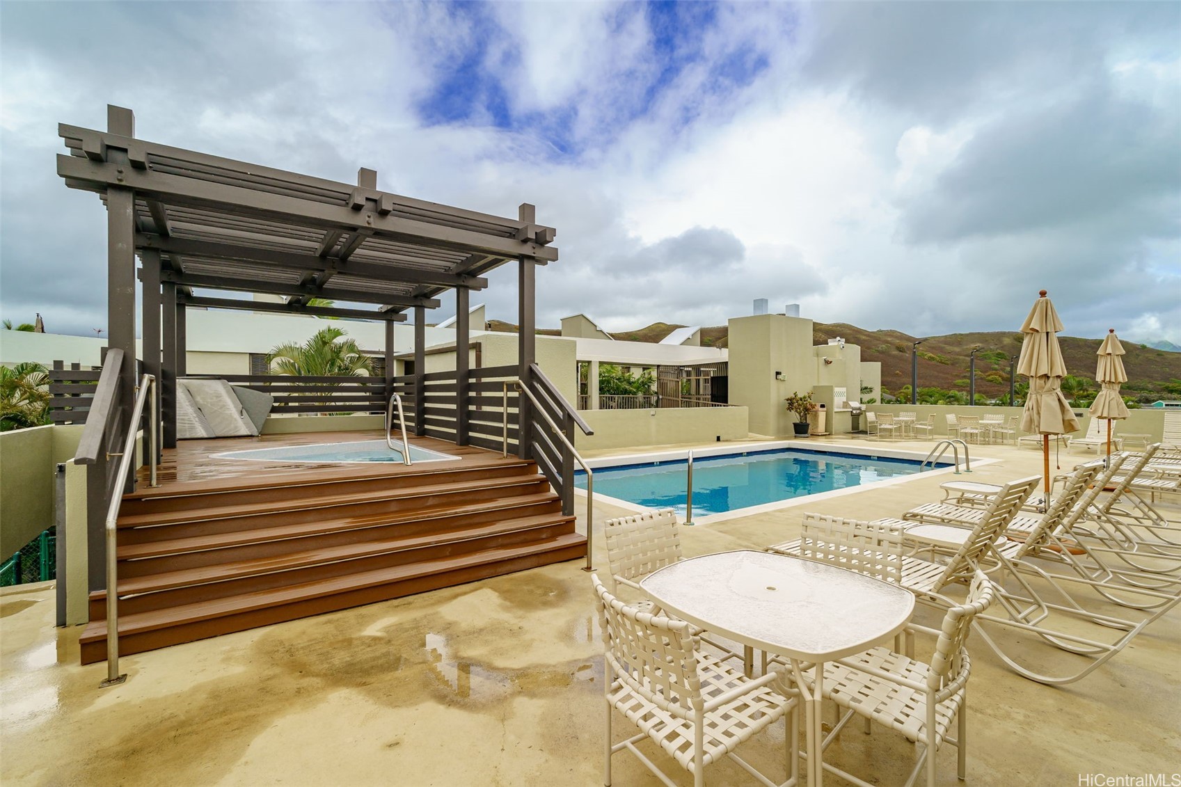 Kailua, Hawaii, 96734, United States, 3 Bedrooms Bedrooms, ,2 BathroomsBathrooms,Residential,For Sale,1868467