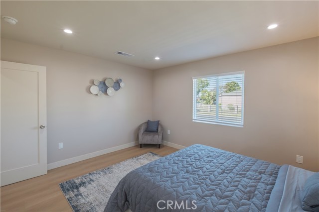 Compton, California, 90220, United States, 6 Bedrooms Bedrooms, ,5 BathroomsBathrooms,Residential,For Sale,2048011
