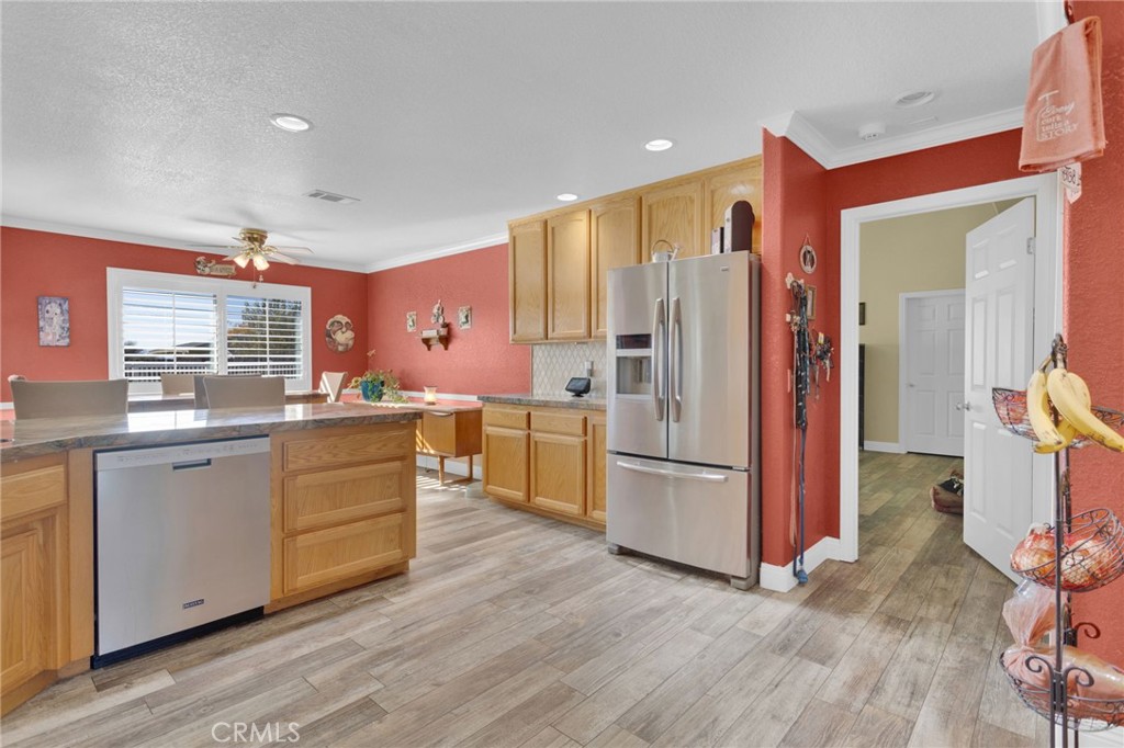 Apple Valley, California, 92307, United States, 4 Bedrooms Bedrooms, ,2 BathroomsBathrooms,Residential,For Sale,2002062