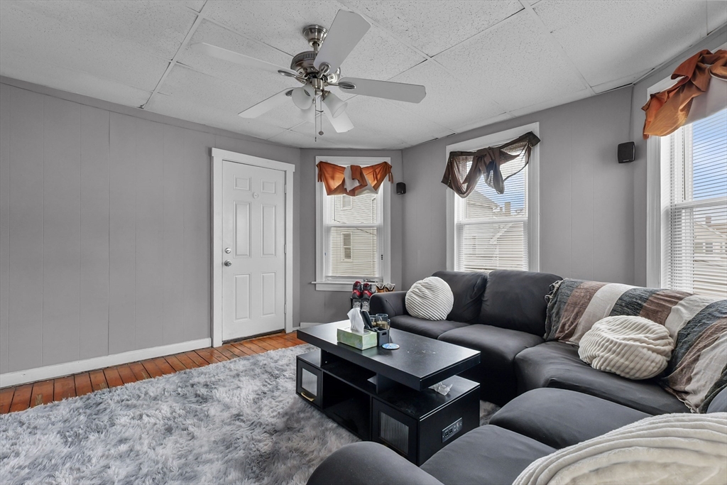 Fall River, Massachusetts, 02721, United States, 9 Bedrooms Bedrooms, ,3 BathroomsBathrooms,Residential,For Sale,1887933
