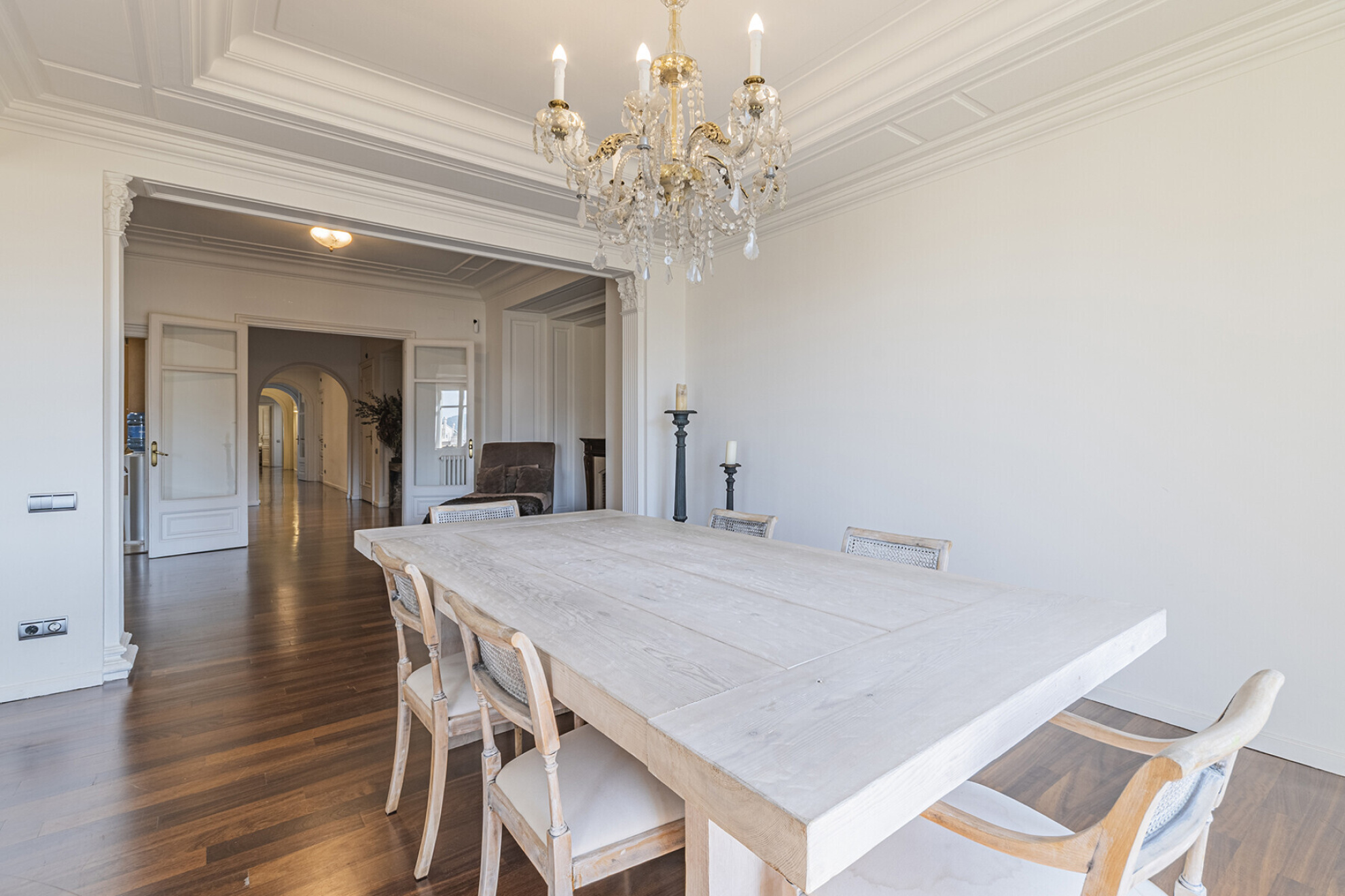  Elegant property in a stately estate on Avenida Diagonal - 物件實景
